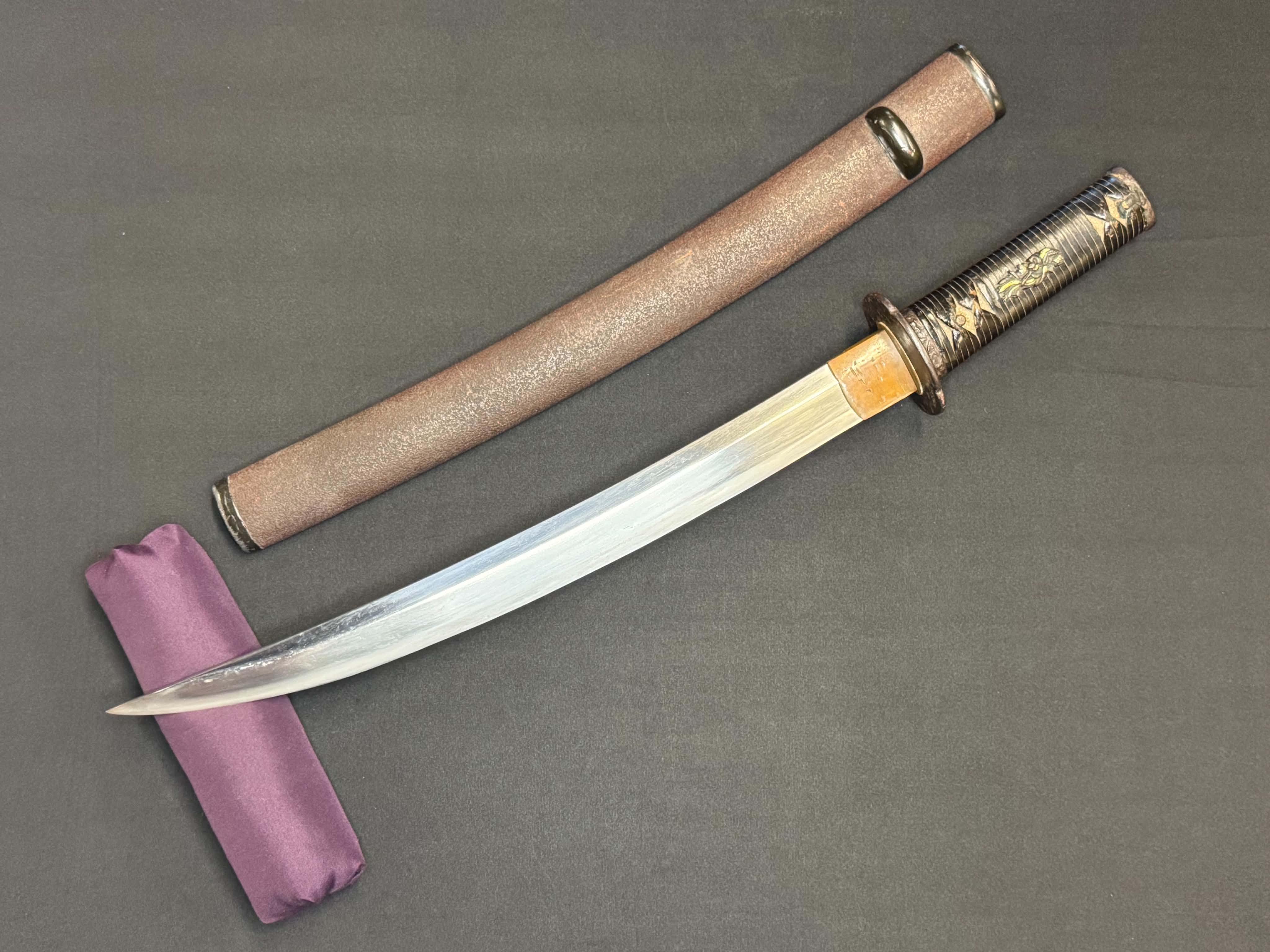 Antique Nihonto - WIDE Naginata Naoshi Wakizashi in Koshirae, signed Chikushu Ju Sa (unverified)