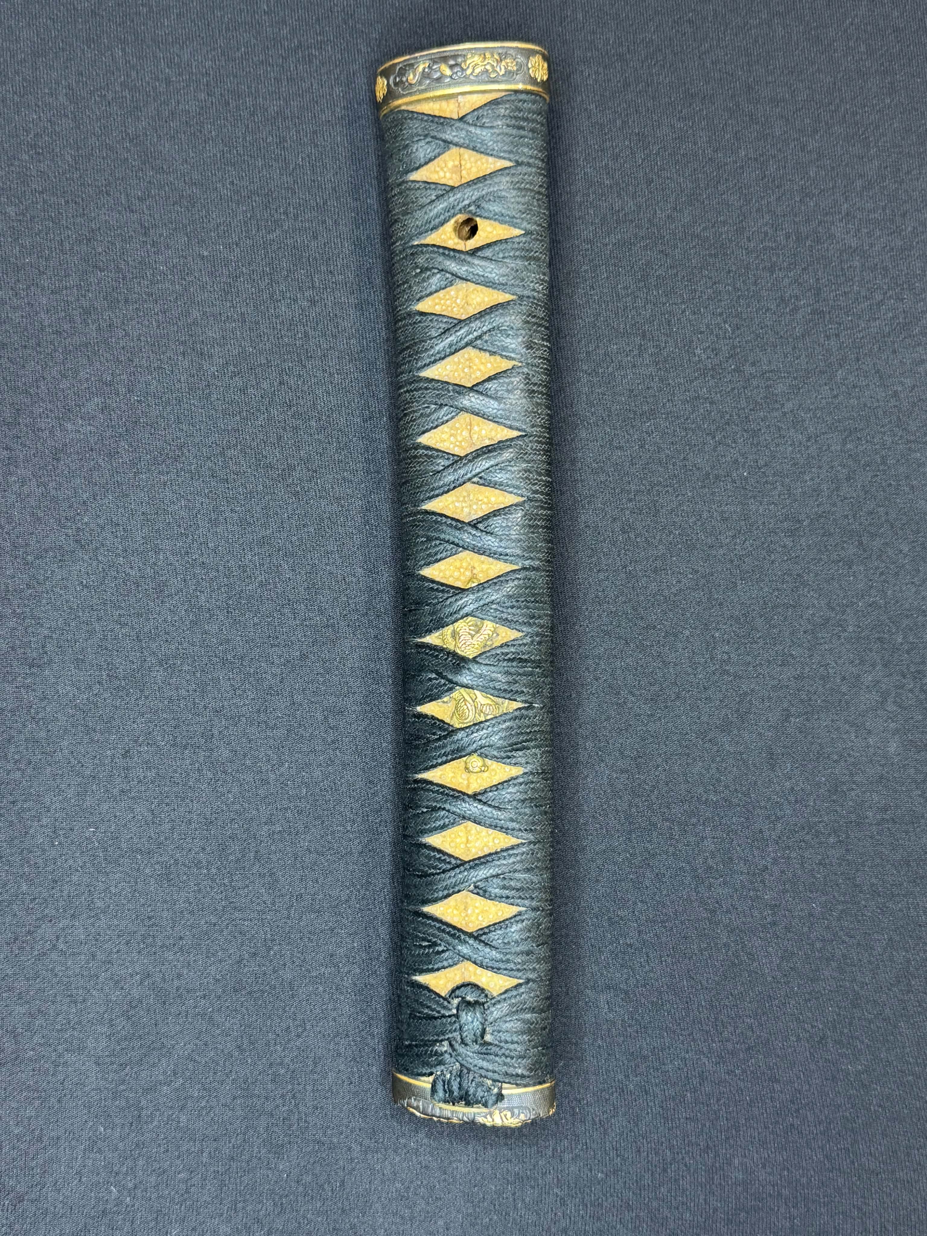 Antique Nihonto - Muromachi (5-600 years old) Katana in Koshirae, NBTHK attributed to Naminohira