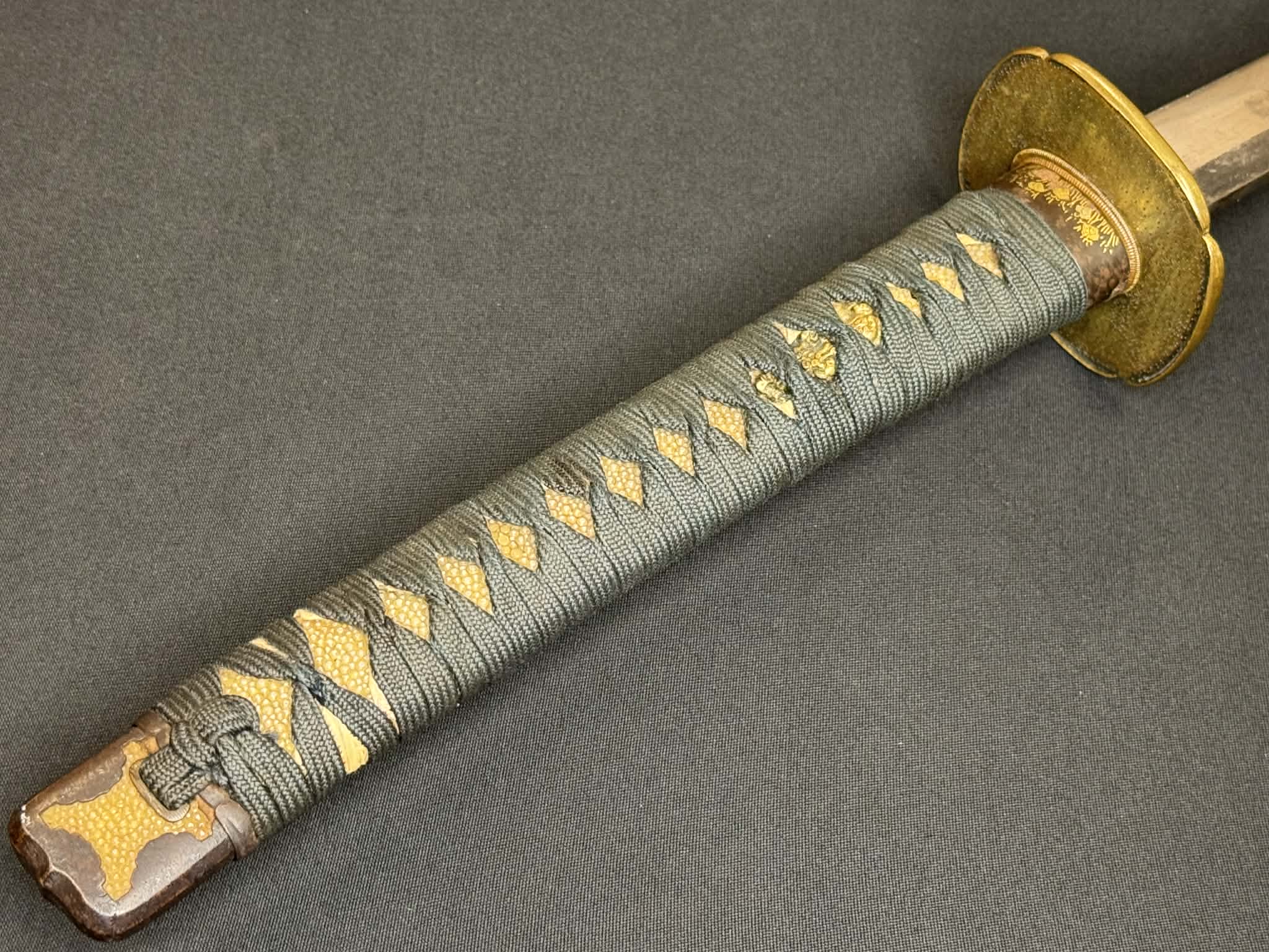 Antique Nihonto - Katana in Tachi Koshirae, signed Rai Kuni- (unverified)