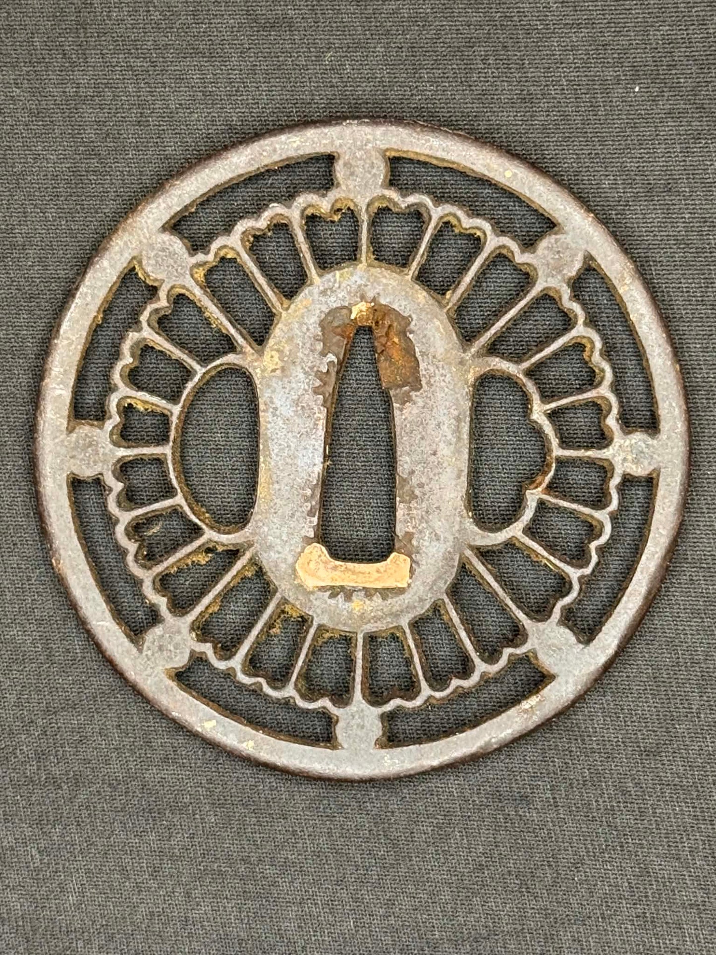 Antique Nihonto - Early Muromachi (600 years old) Katana in Handachi Koshirae