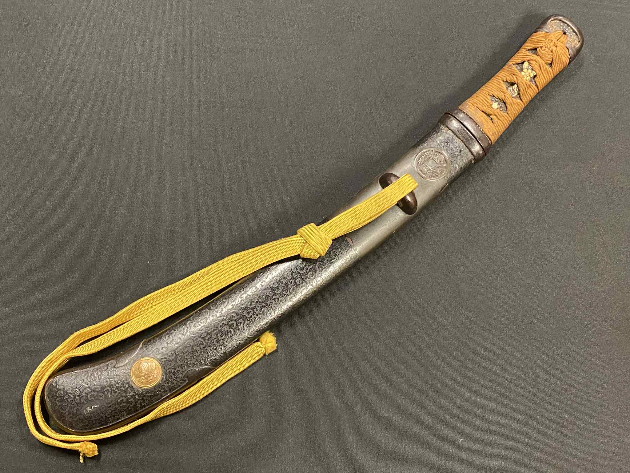 Antique Nihonto - Tanto in Aikuchi Shrimp Koshirae- Edo Period (about 150 years old)