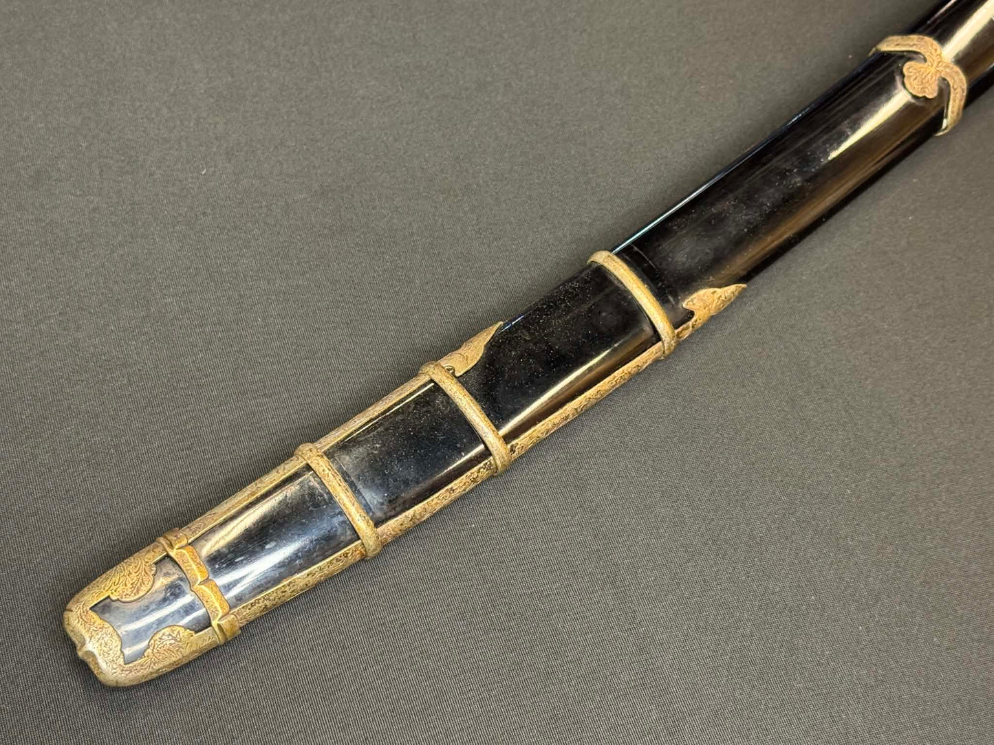 Antique Nihonto - POSSIBLE BATTLE DAMAGE Katana with Tachi Koshirae, signed Tsuguie (not verified)