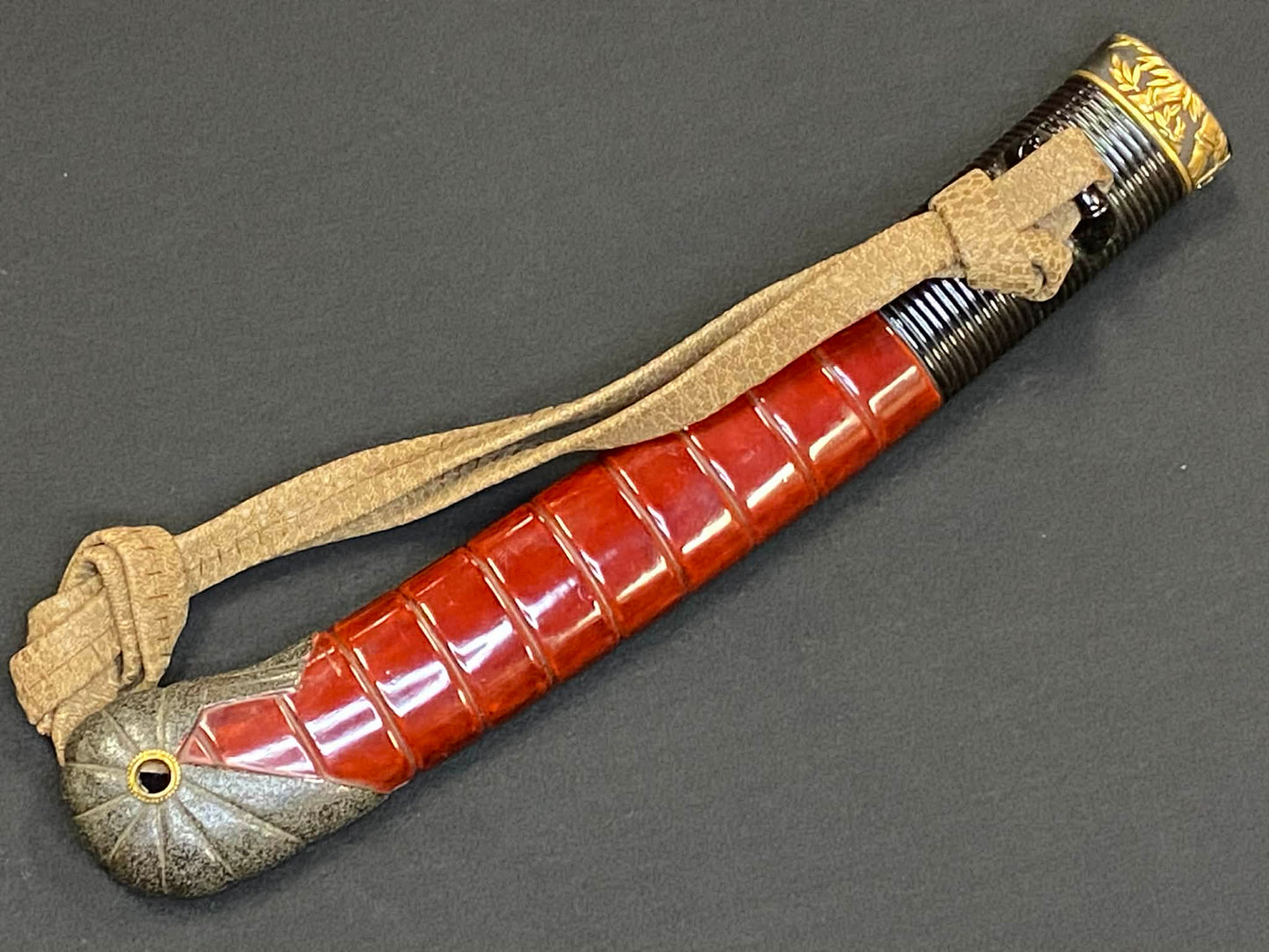 Antique Nihonto - Osoraku Tanto with Shrimp Koshirae - Edo Period, signed Soshu Ju Tsunahiro (unverified)