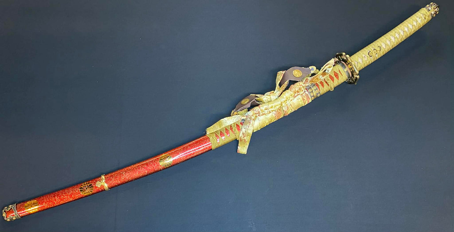 Dragonspring Emperor Tachi - Ruby Chrysanthemum - Kogarasu Hitatsura