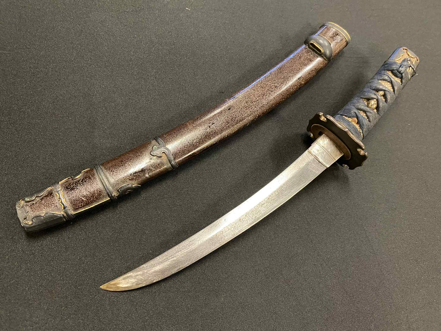 Antique Nihonto - Tanto in Handachi Koshirae