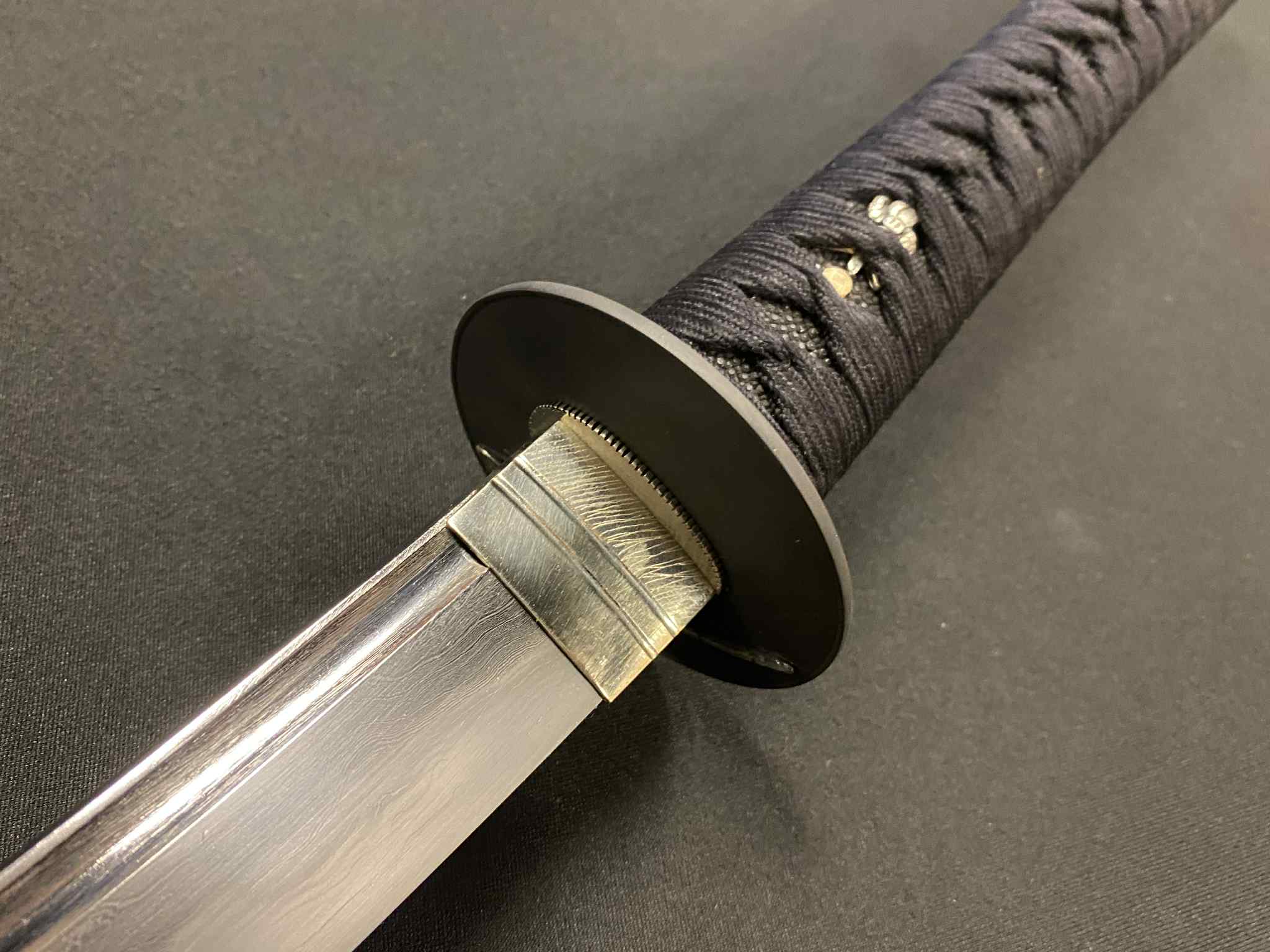 Thaitsuki Tombo Katana, Sanmai Clay tempered