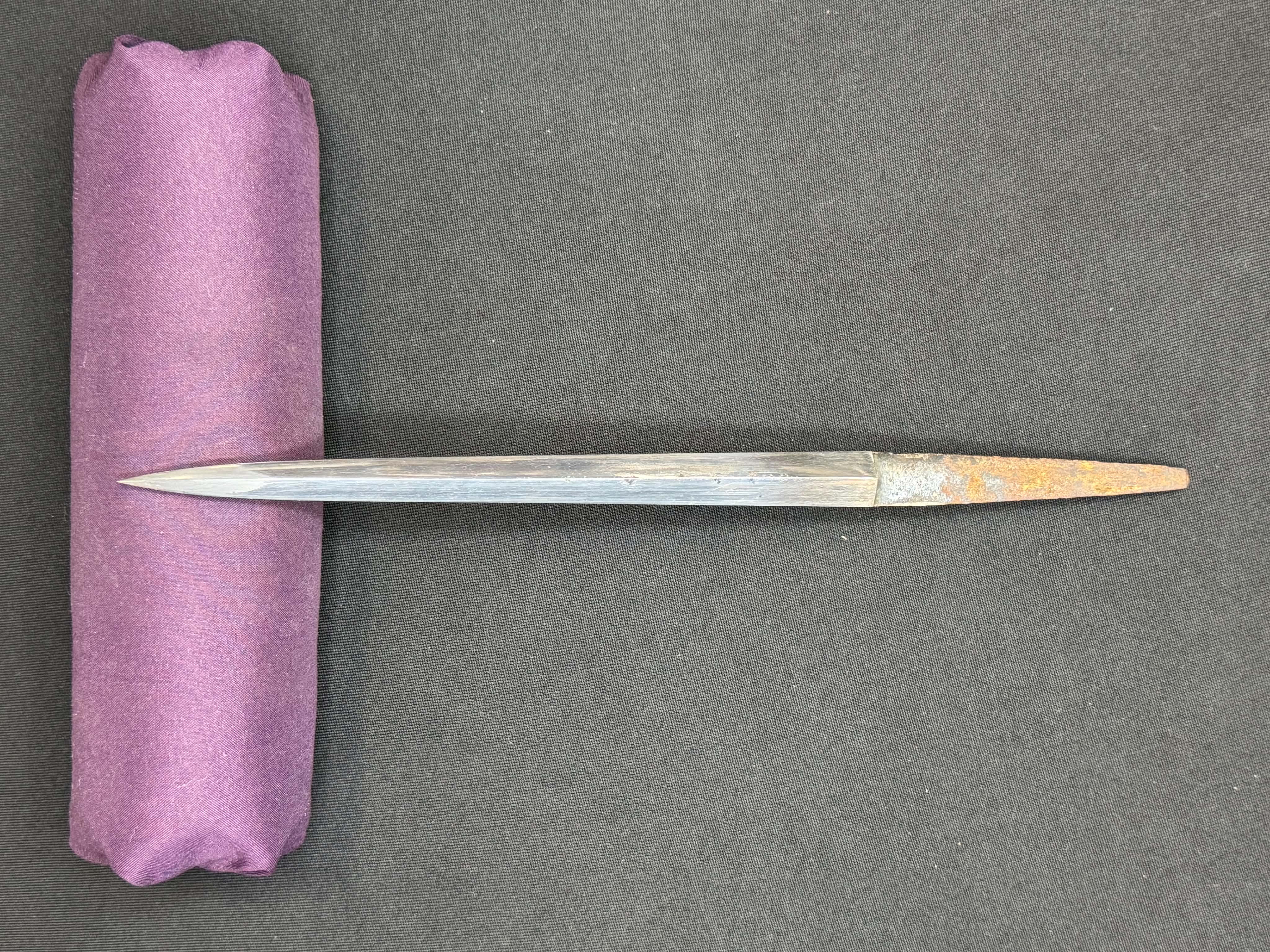 Antique Nihonto - Early Edo (400 years old,) thiccc Yoroi Doshi Armor Piercer Tanto in koshirae, Dated Keicho 9 (1604)