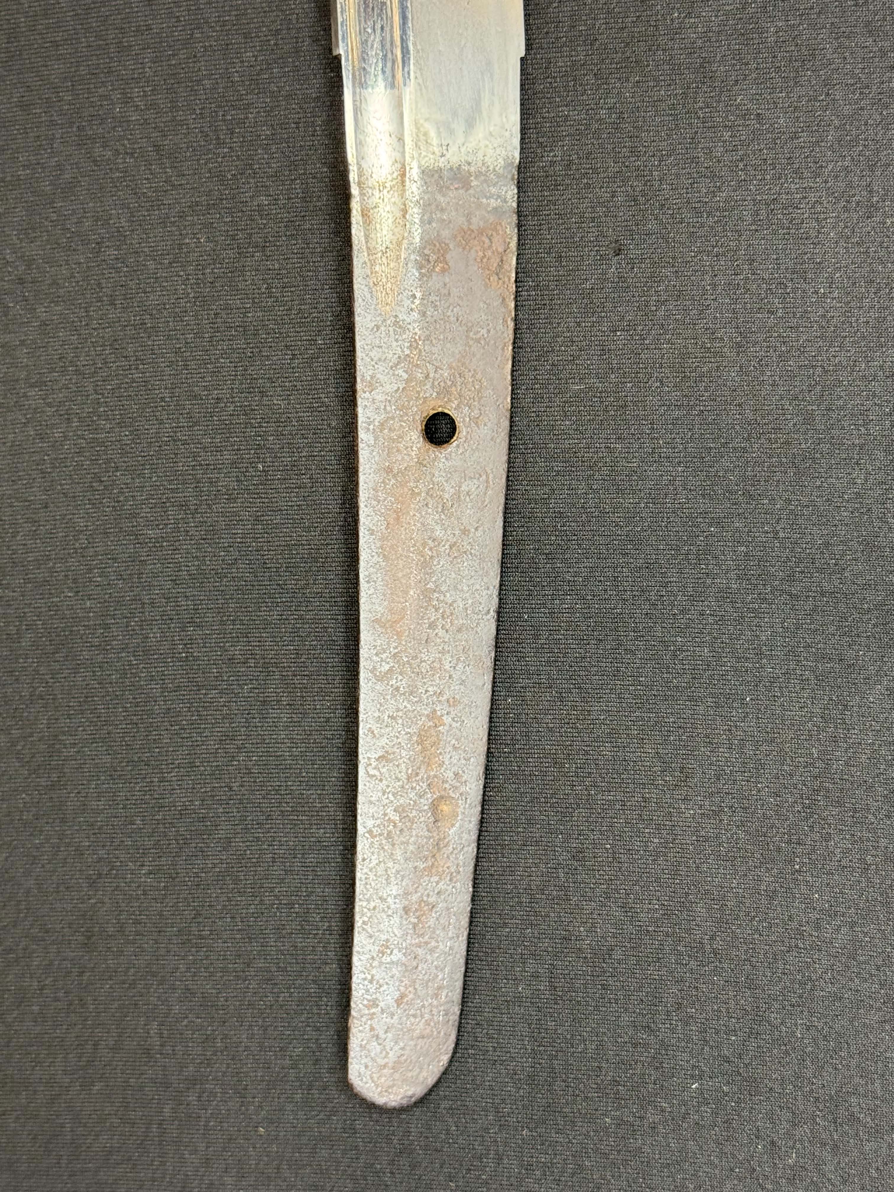 Antique Nihonto - Muromachi (5-600 years old) Katana in Koshirae, NBTHK attributed to Naminohira