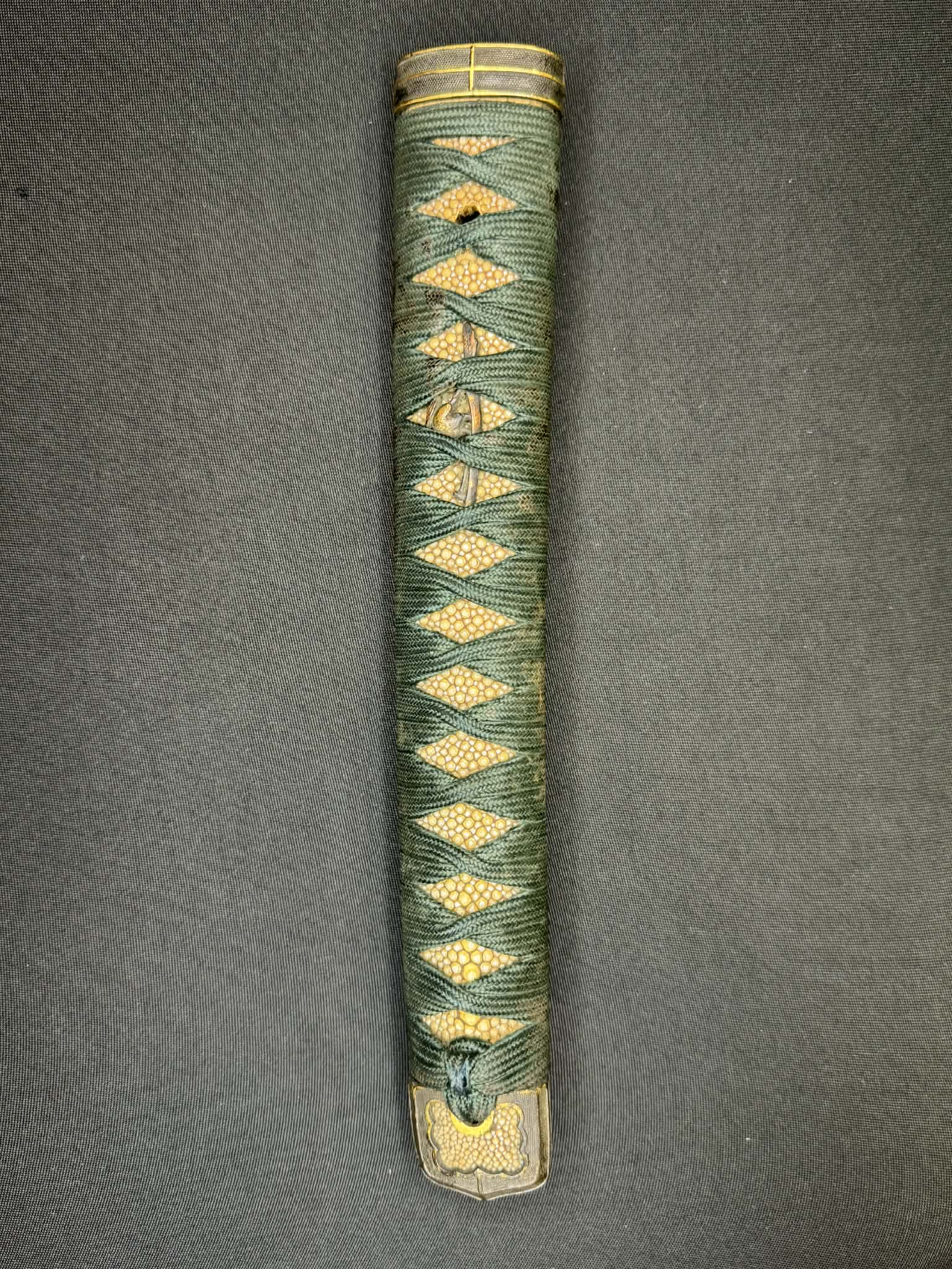 Antique Nihonto - Katana in Koshirae, signed Bishu Osafune Sukesada, Dated Eiroku October 8 (1567) (not verified)