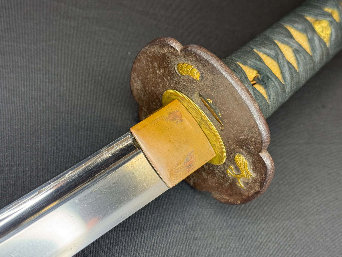 Antique Nihonto - Muromachi (5-600 years old) Katana in Koshirae, NBTHK attributed to Naminohira