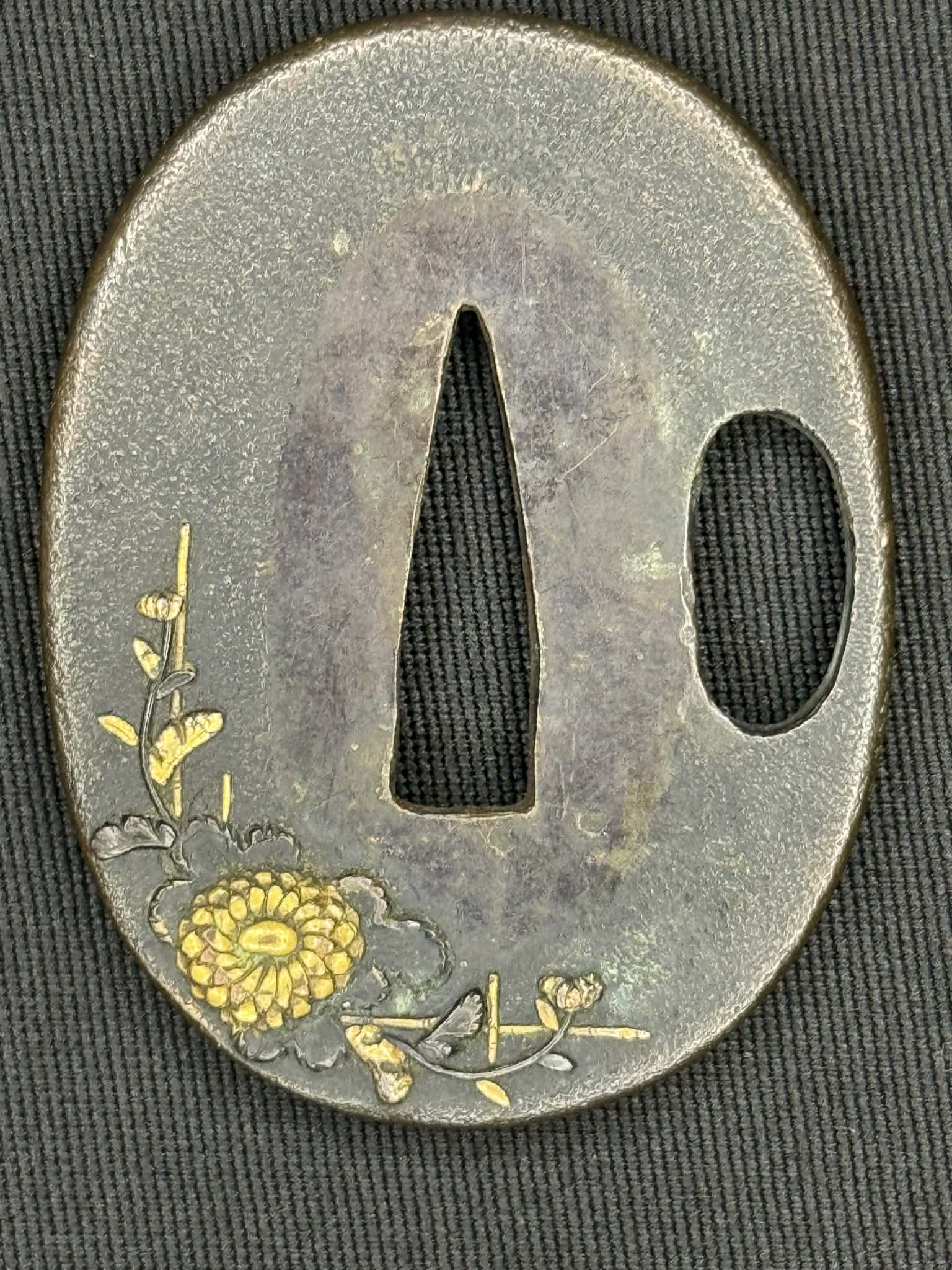 Antique Nihonto - Tanto in Koshirae, signed Kunishige (unverified)