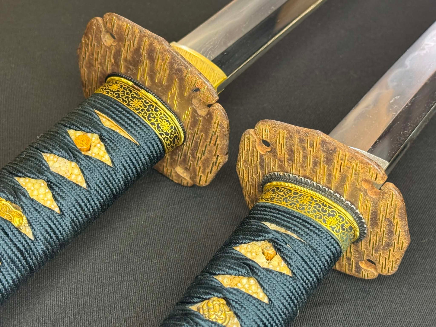 Antique Nihonto - Daishou Katana (NBTHK attributed to Fujiwara Takada) and Wakizashi (NBTHK attributed to Echizen Seki) in Handachi Koshirae