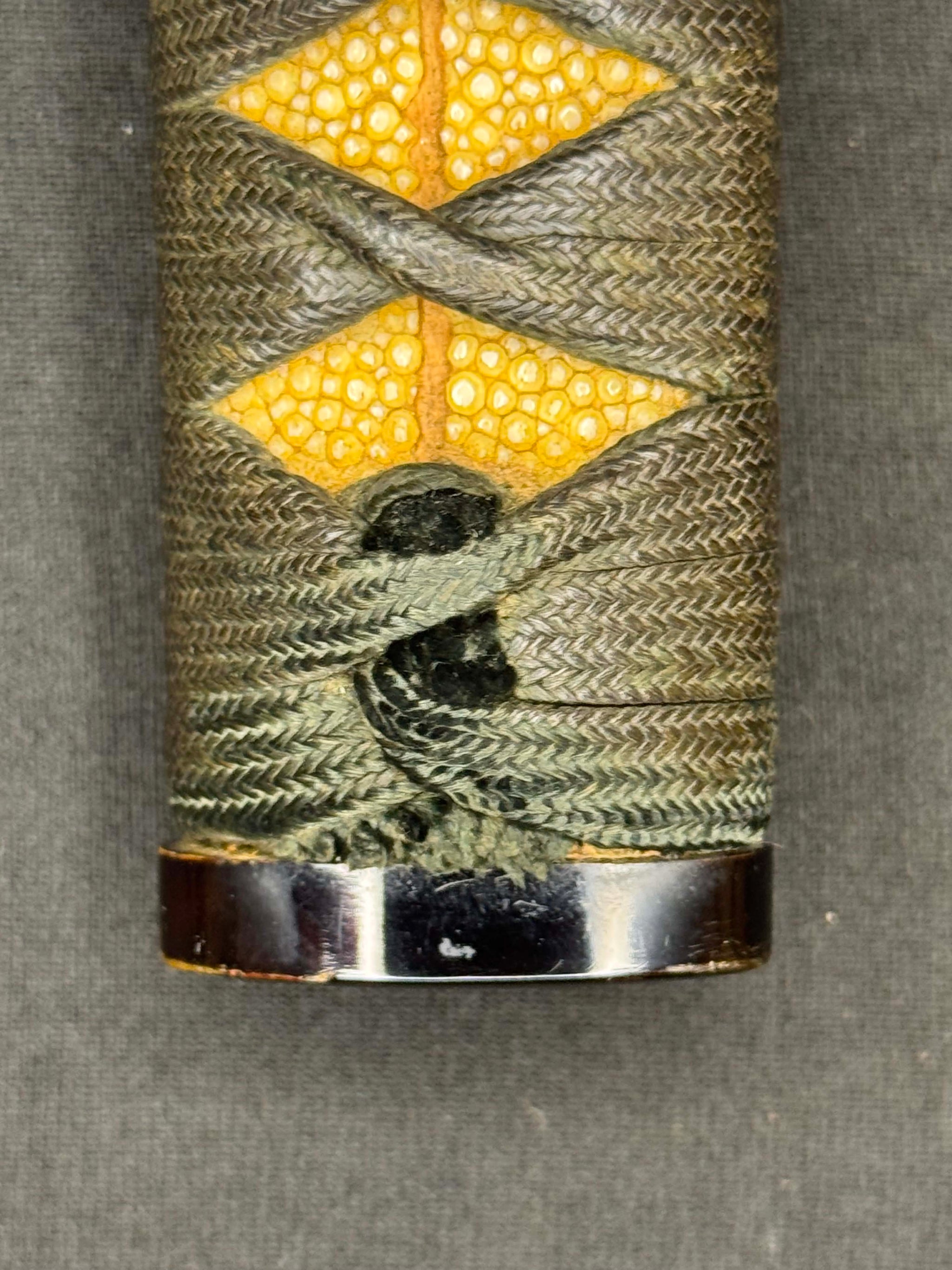 Antique Nihonto - Muromachi (5-600 years old) LONG Katana in Koshirae, NBTHK attributed to Kashu Yukimitsu