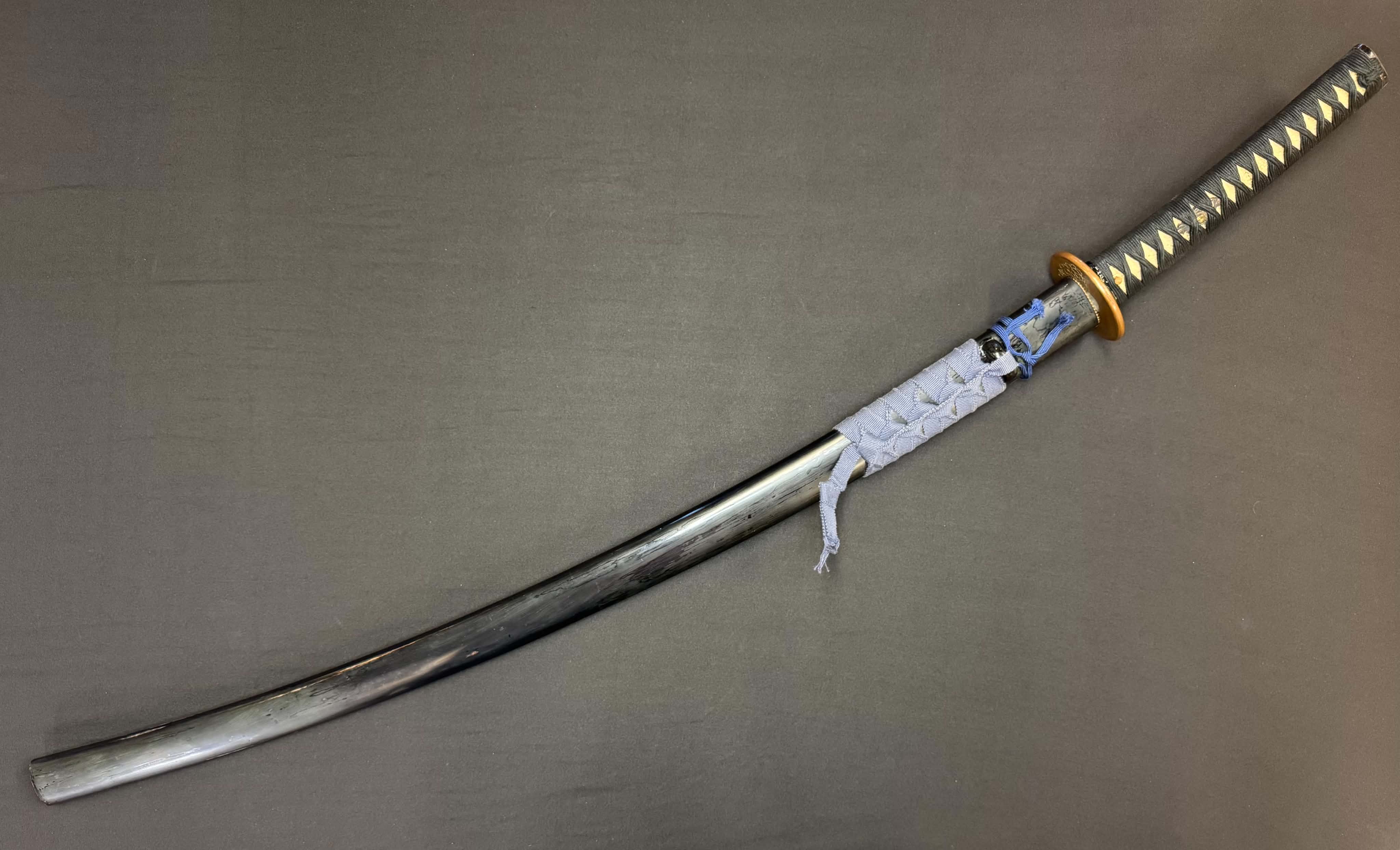 Antique Nihonto - LONG VERY WIDE Katana in Koshirae