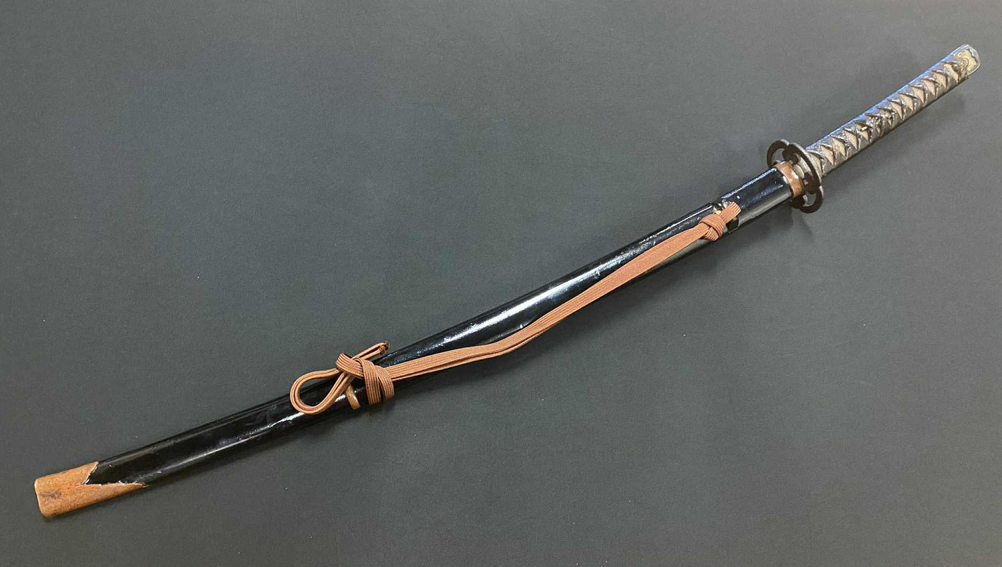 Antique Nihonto - Katana in Handachi Koshirae - Late Muromachi (500 years old) - NBTHK Attributed to Sue-Seki
