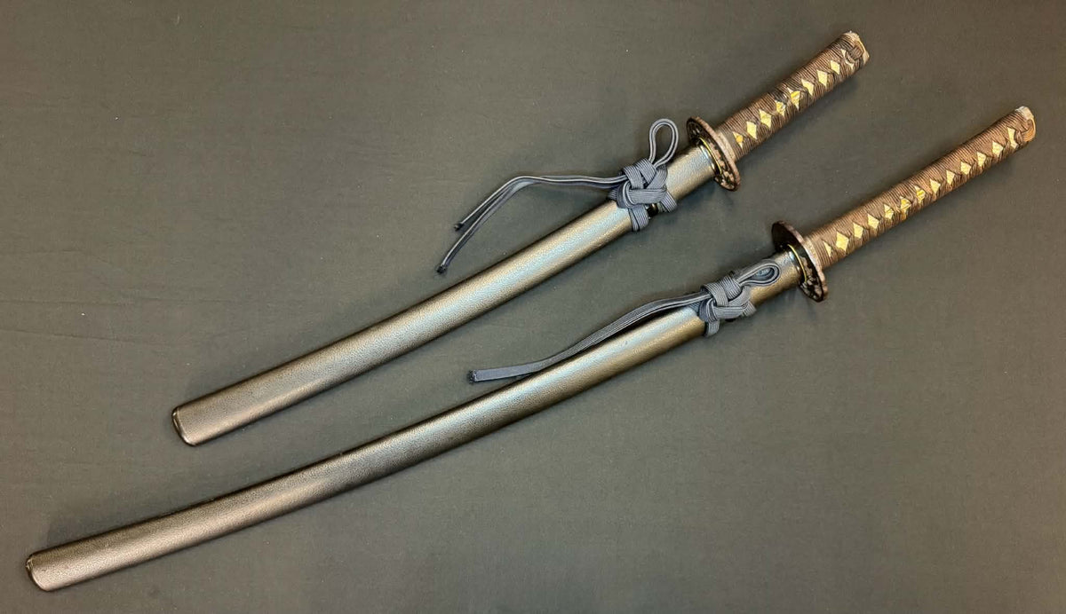 Antique Nihonto - Daishou with Koshirae. Wakizashi Signed Omi No Kuni Fujiwara Norihiro, Katana signed Bitchu no Kami Tachibana Yasuhiro, NBTHK certified