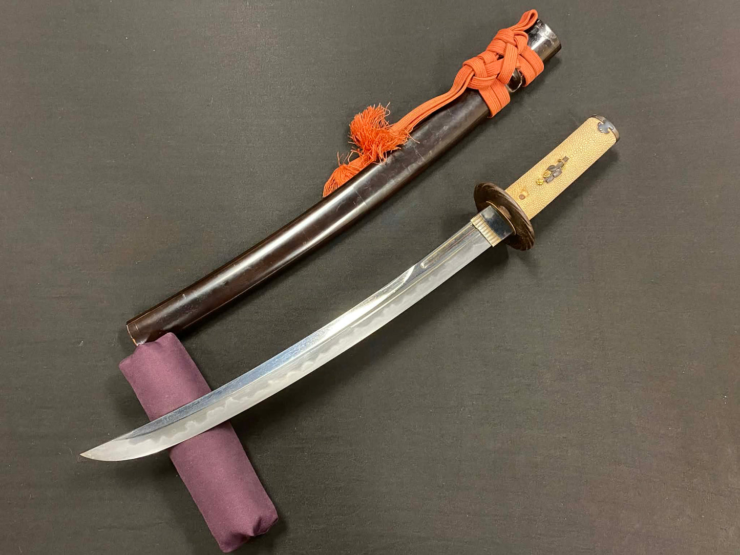 Antique Nihonto - Early Edo (350 years old) Kanmuri-Otoshi Wakizashi in Koshirae - NTHK attributed to Shimosa Daijo Kanemasa