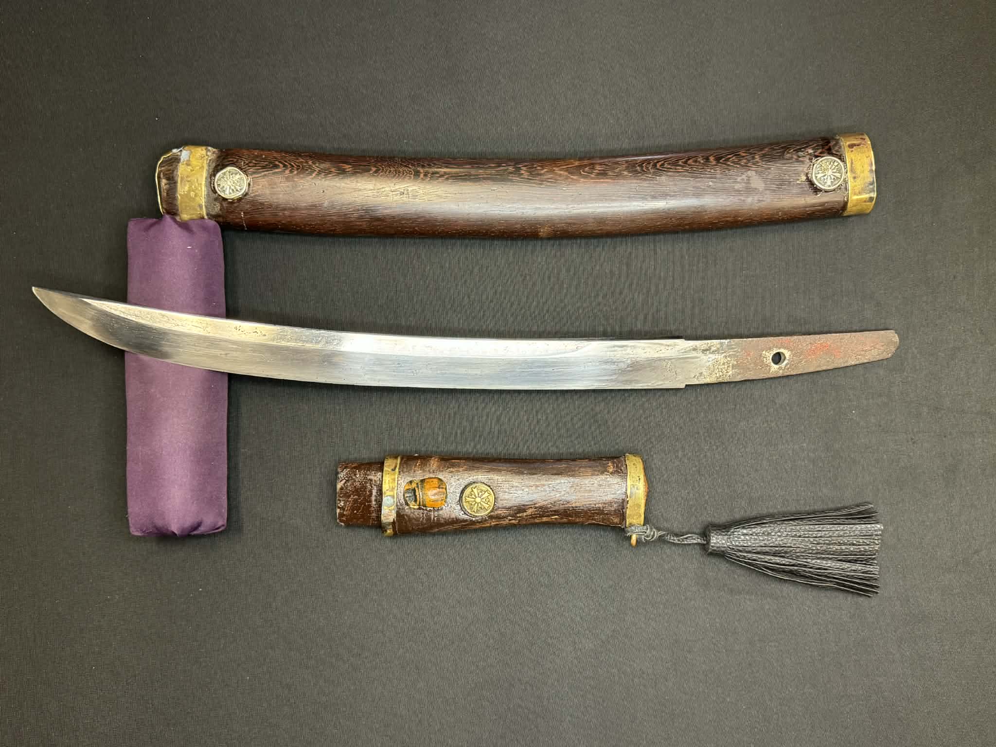 Antique Nihonto - Shobu wakizashi in Koshirae