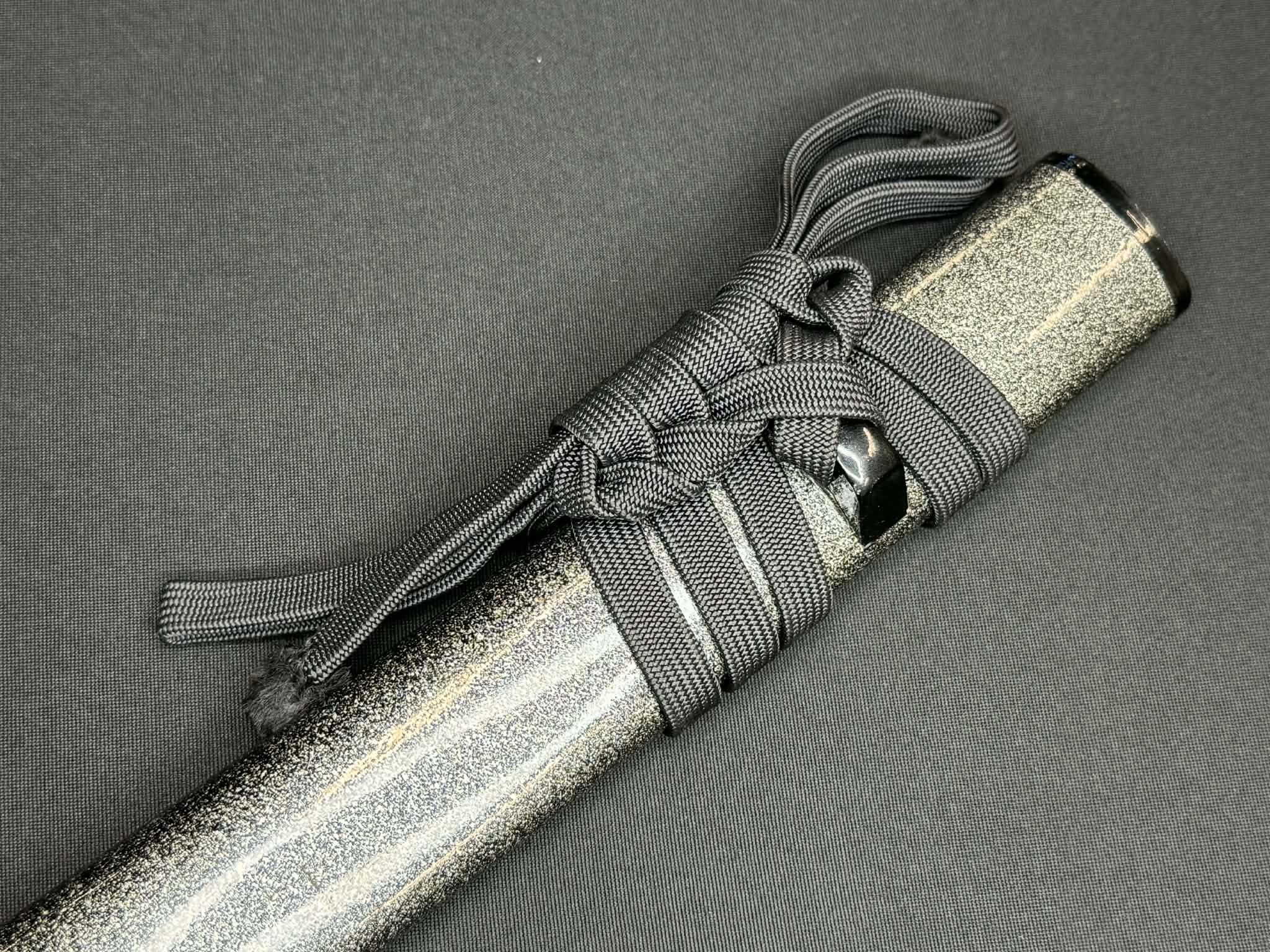 Antique Nihonto - Katana in Koshirae, signed Bishu Osafune Sukesada, Dated Eiroku October 8 (1567) (not verified)