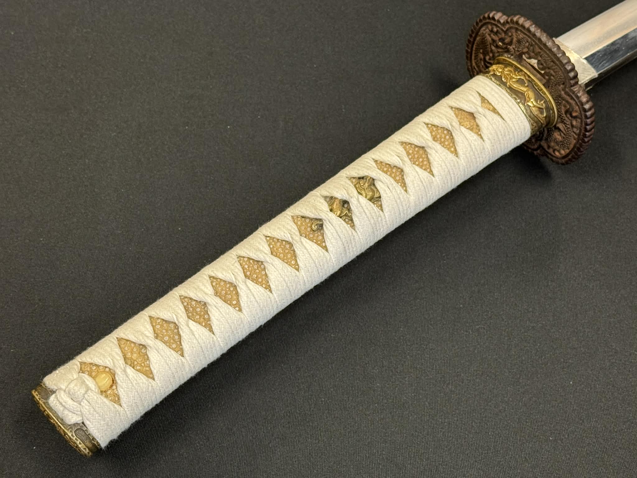 Antique Nihonto -  Katana in Iai-Ready Koshirae, signed Kunitoshi (unverified)