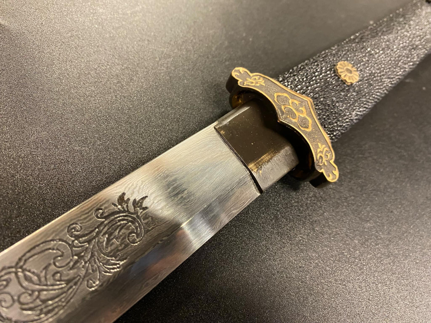 Pre-Owned Lattice Tang Dao - Damascus, Brass fittings