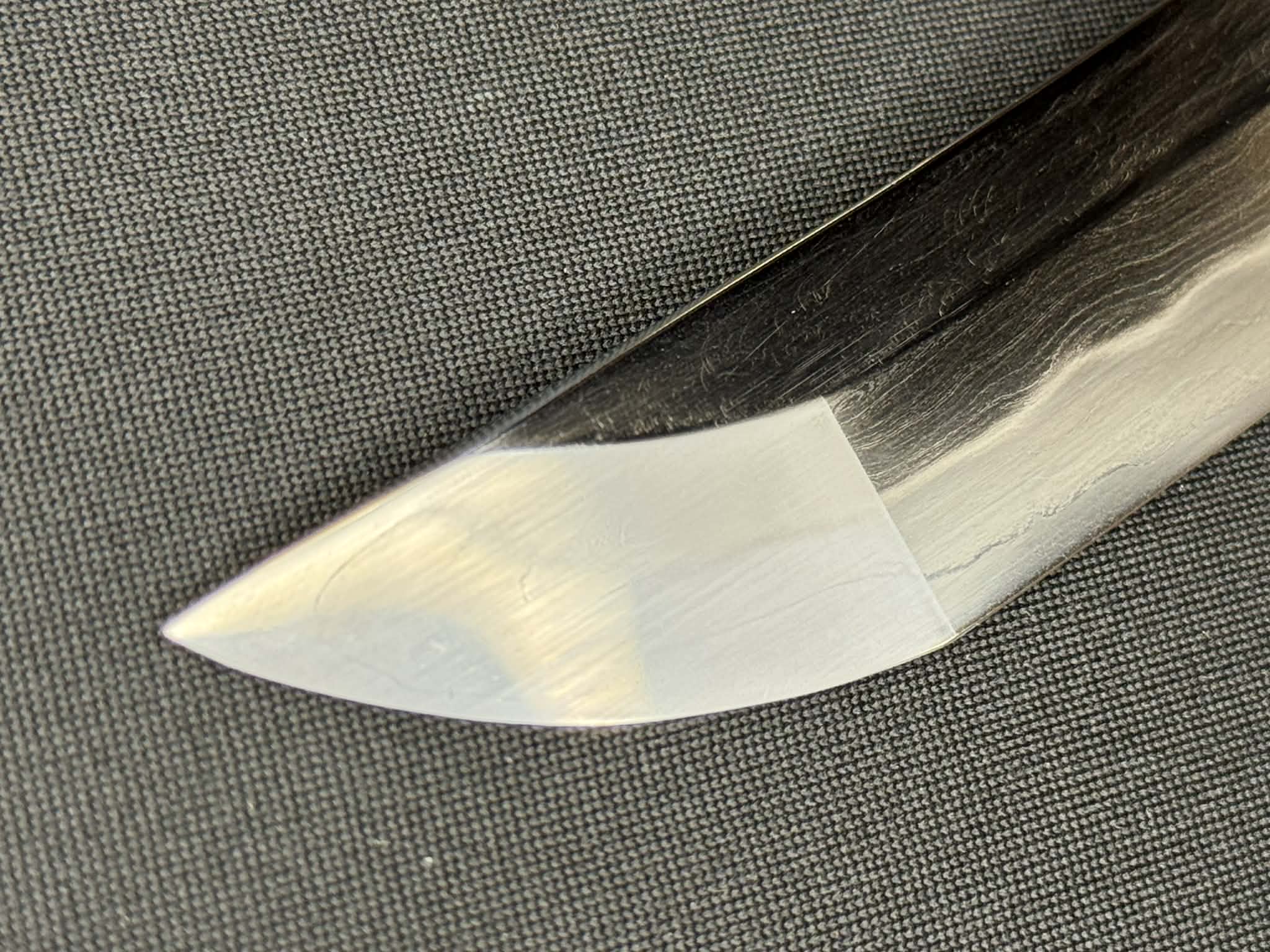 Thaitsuki Roiyaru Unokubi Katana, Sanmai Clay tempered