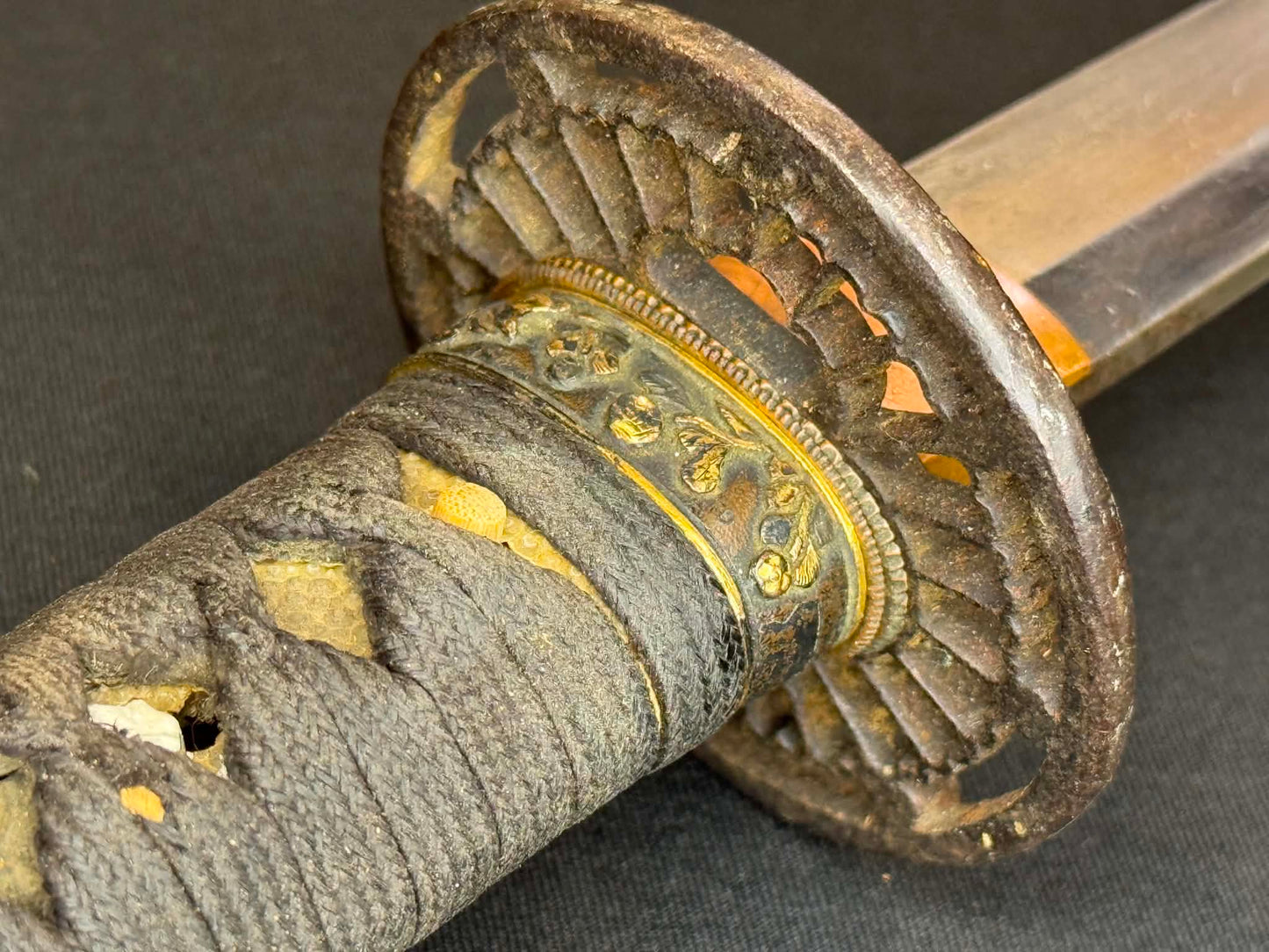 Antique Nihonto - Early Muromachi (600 years old) Katana in Handachi Koshirae
