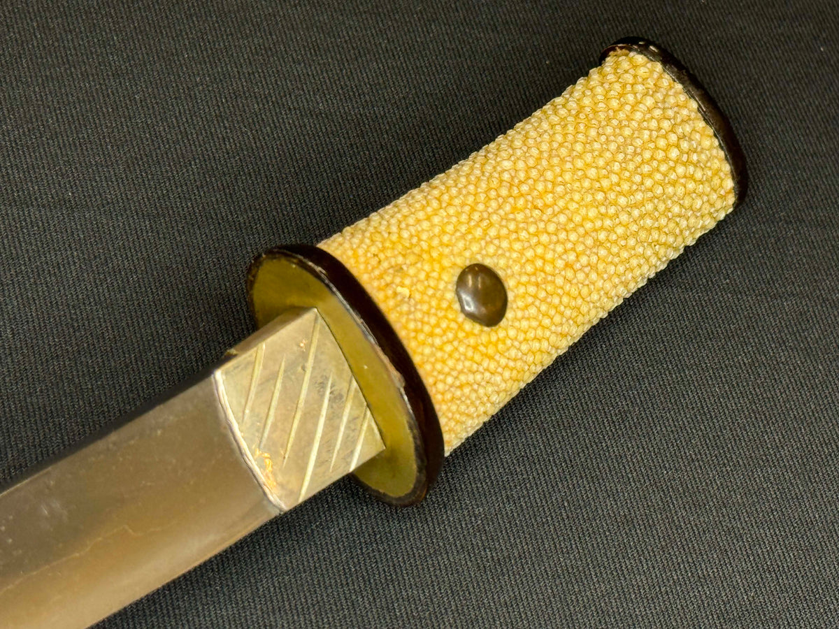 Antique Nihonto - Kanmuri Tanto in Koshirae, signed Hiromasa (not verified)