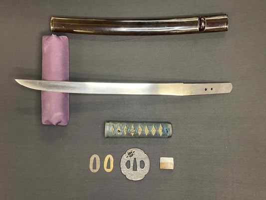 Antique Nihonto - Wakizashi in Koshirae - signed Bishu Osafune Sukeimitsu (unverified)
