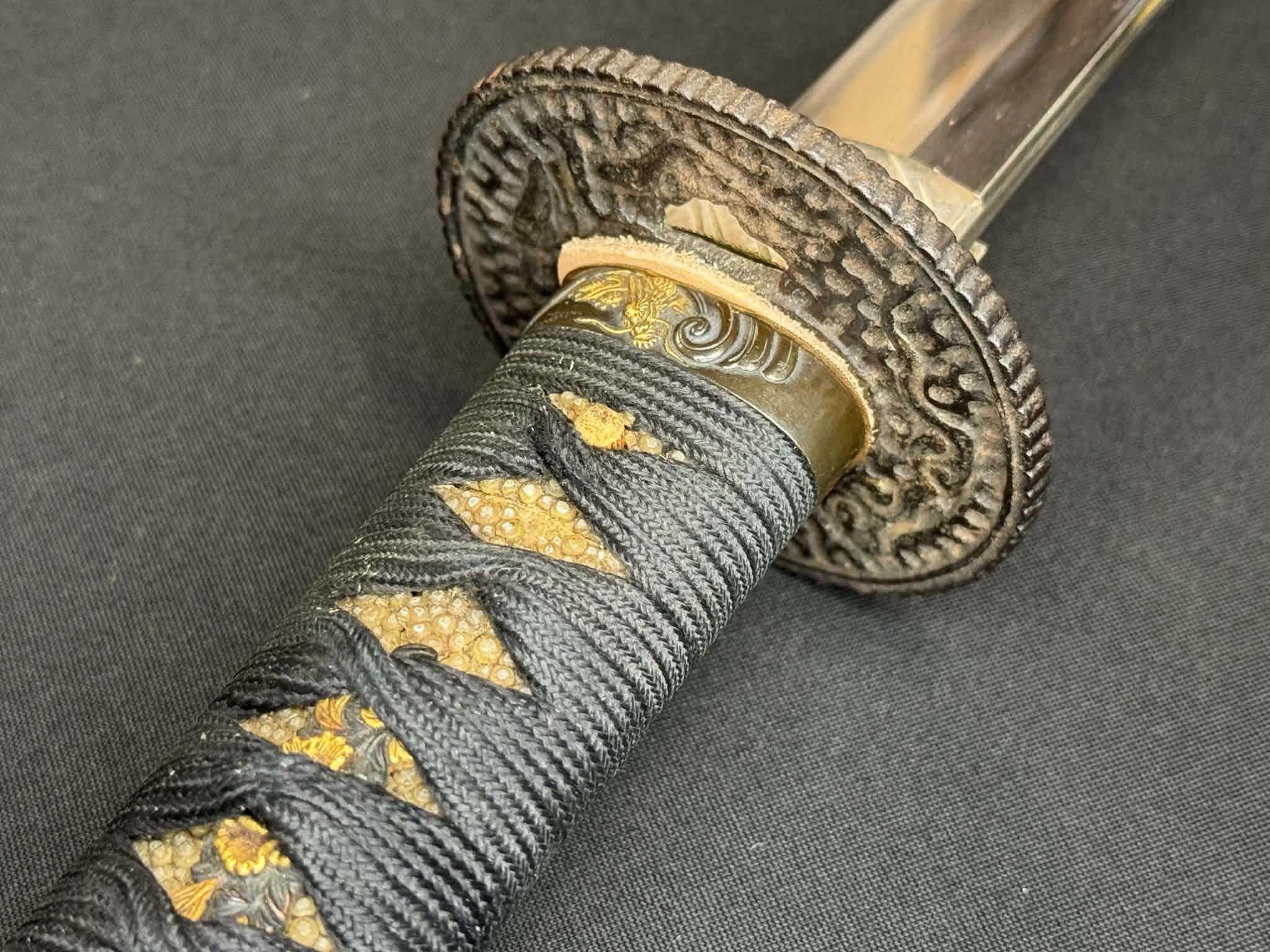 Antique Nihonto - Wakizashi in Koshirae with Dragon Nanban Tsuba