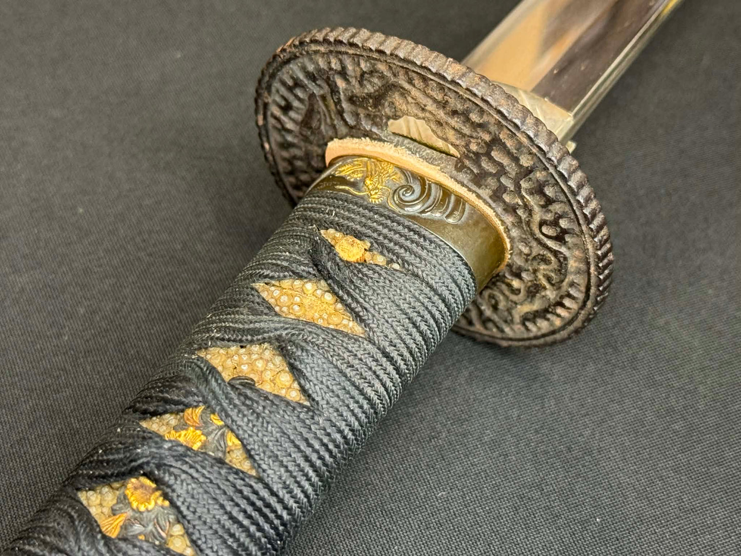 Antique Nihonto - Wakizashi in Koshirae with Dragon Nanban Tsuba