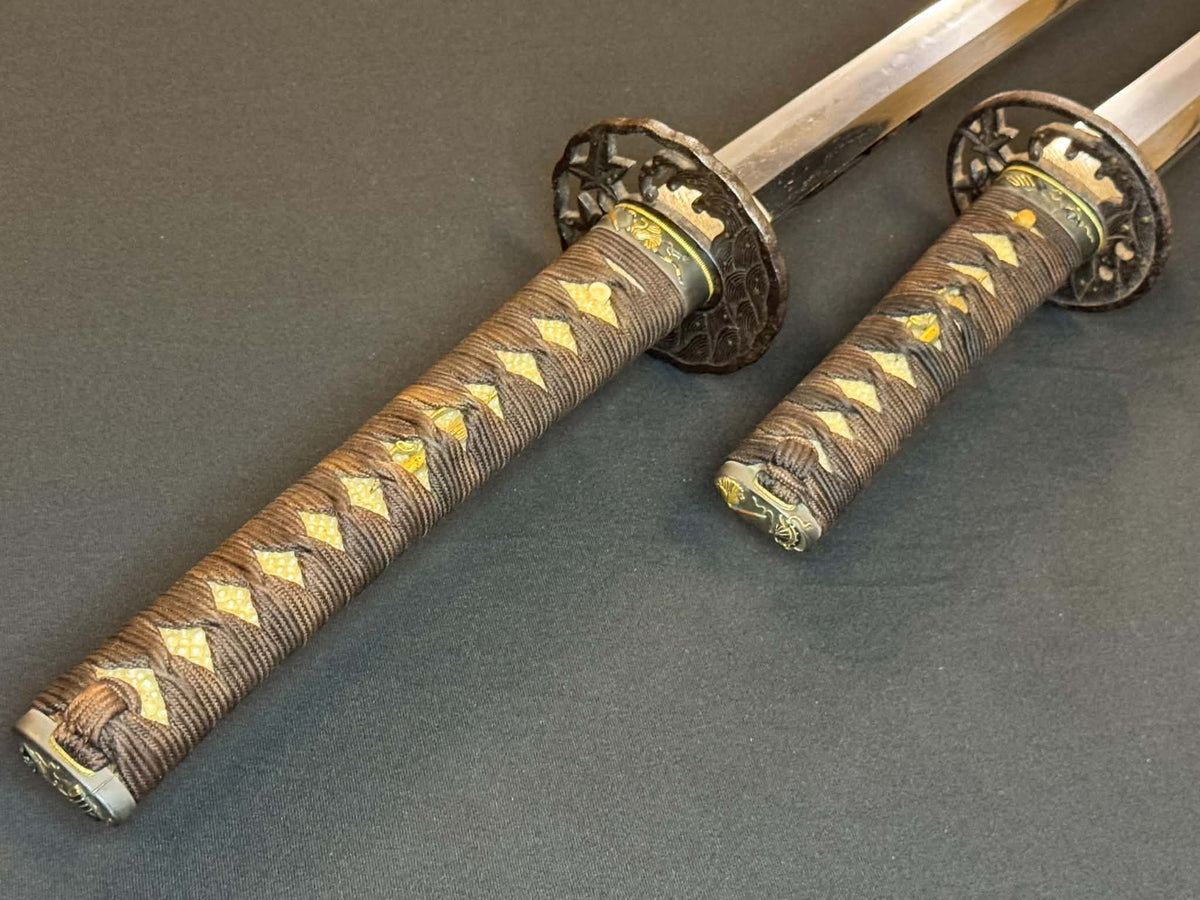Antique Nihonto - Daishou with Koshirae. Wakizashi Signed Omi No Kuni Fujiwara Norihiro, Katana signed Bitchu no Kami Tachibana Yasuhiro, NBTHK certified