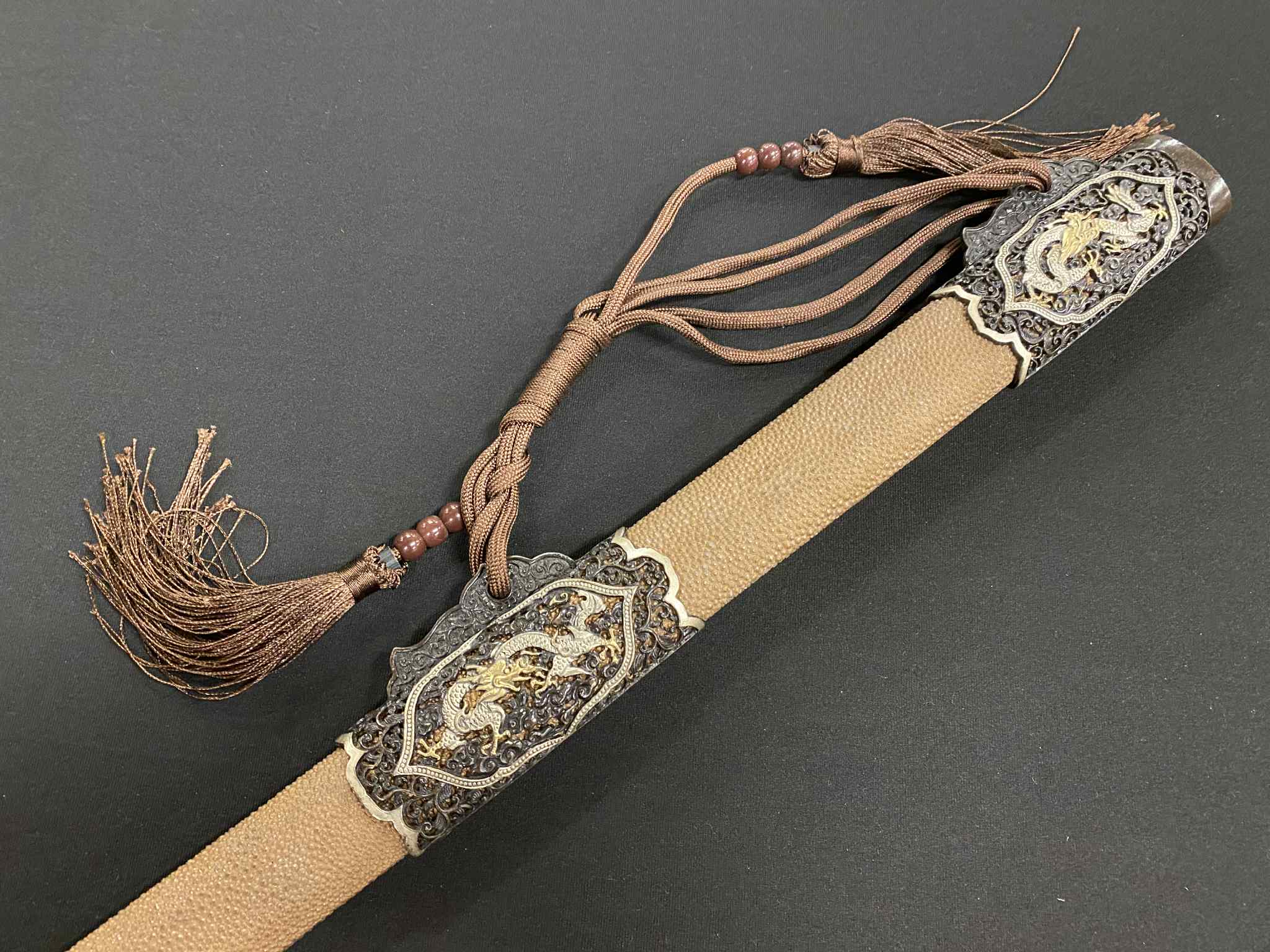 TIGHT SCABBARD Phoenix Armory Jian - Tang Dynasty Clay-tempered Folded Steel