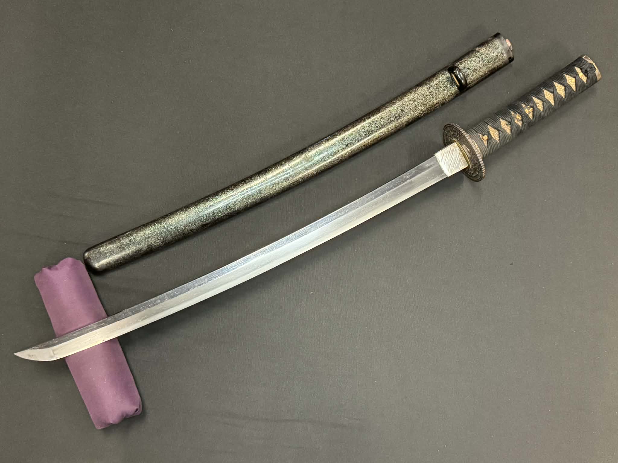 Antique Nihonto - Wakizashi in Koshirae with Dragon Nanban Tsuba