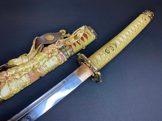 Dragonspring Emperor Tachi - Ruby Chrysanthemum - Kogarasu Hitatsura