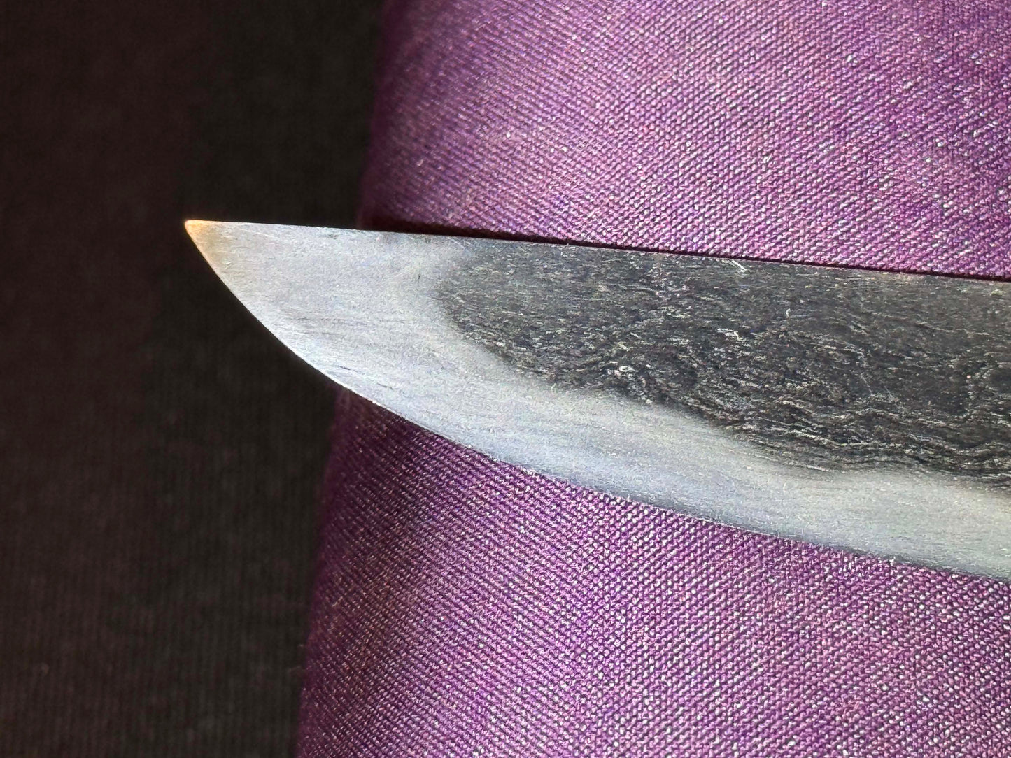 Antique Nihonto - Tanto with prominent jihada in Kaiken Koshirae