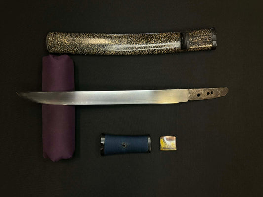 Antique Nihonto -  Tanto in Koshirae