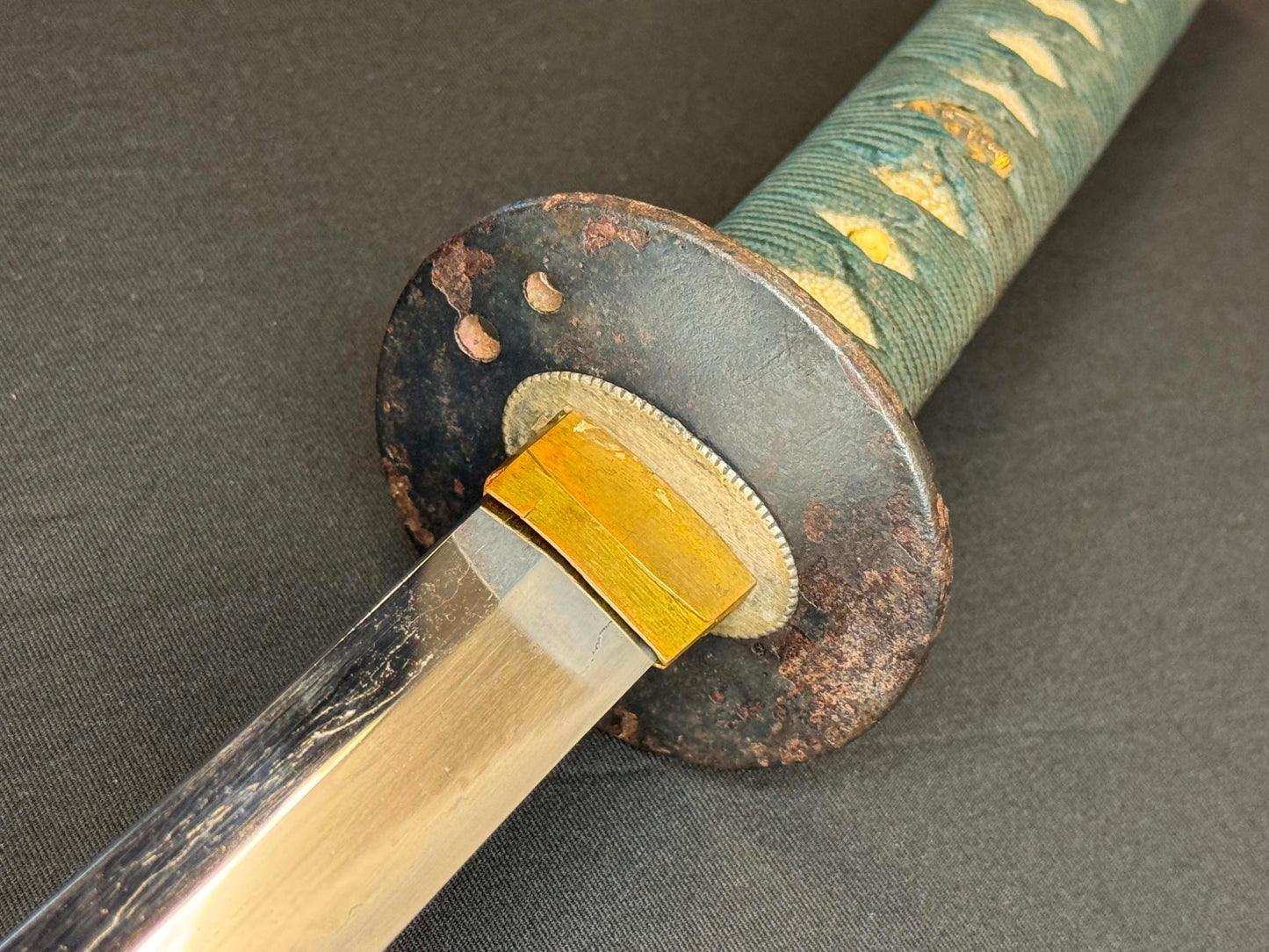 Antique Nihonto - Late Muromachi (4-500 years old) Katana in Koshirae, signed Bishu Osafune Sukesada, Dated August 1525 (not verified)
