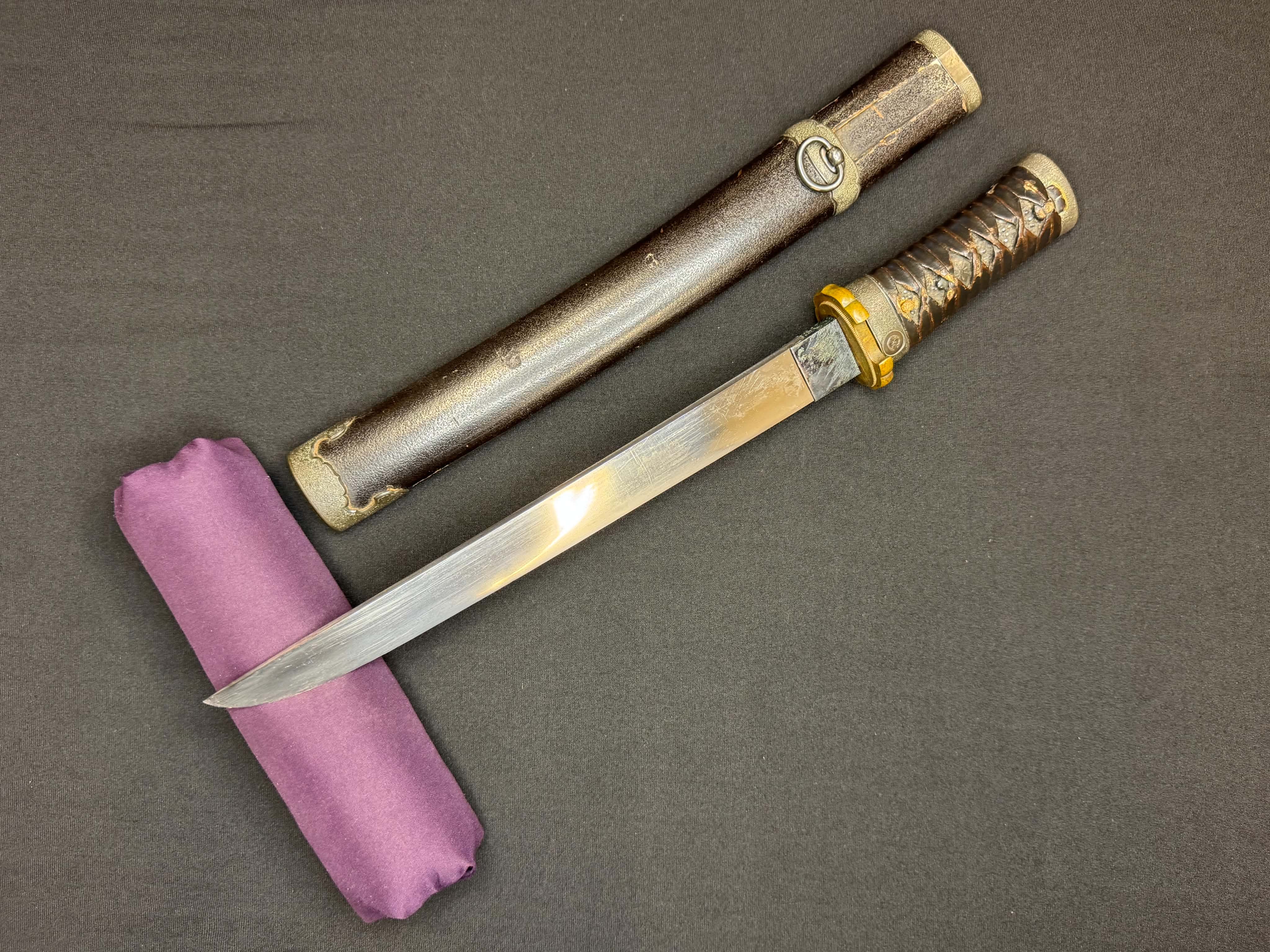 Antique Nihonto - Tanto in Koshirae, Signed Aizu Ju Michitoki, dated August  Genji 1 (1864)