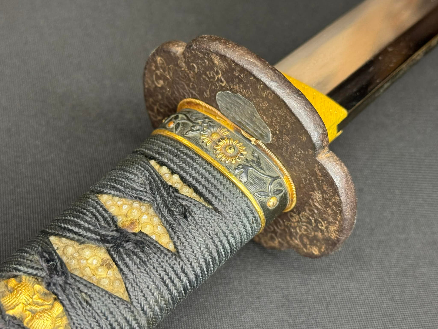 Antique Nihonto - Wakizashi in Koshirae, NBTHK attributed to Fujiwara Takada