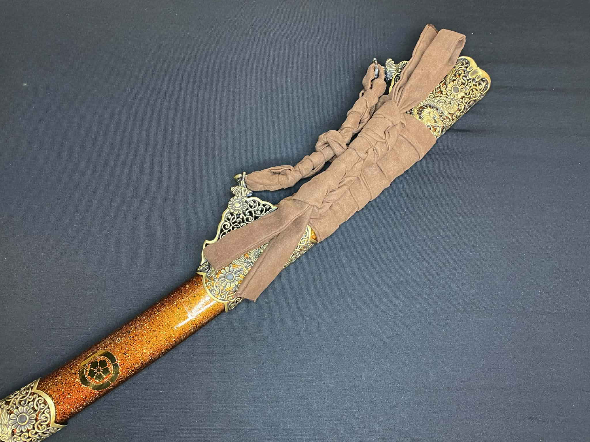 Dragonspring Emperor Tachi - Gold Kazaridachi - Kogarasu Hitatsura