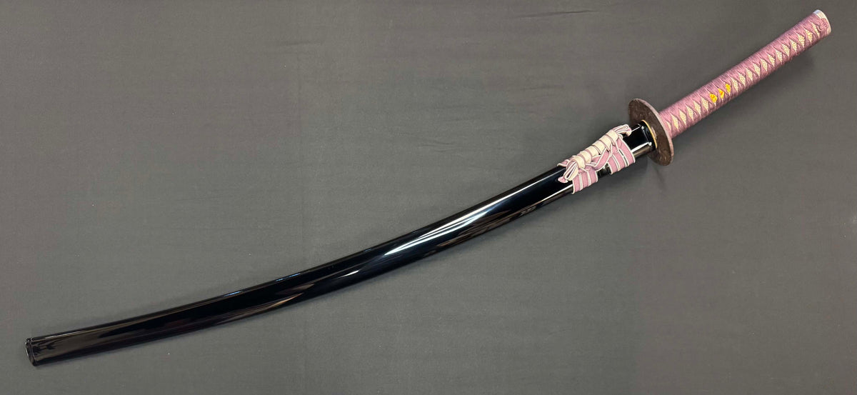 Antique Nihonto - Late Edo GIANT Katana with Koshirae, Signed Koshu Yori Katsuyamajo Minami Hisatsugu Saku Kore, Dated Tenpo 13 (1842) February, NBTHK Certified