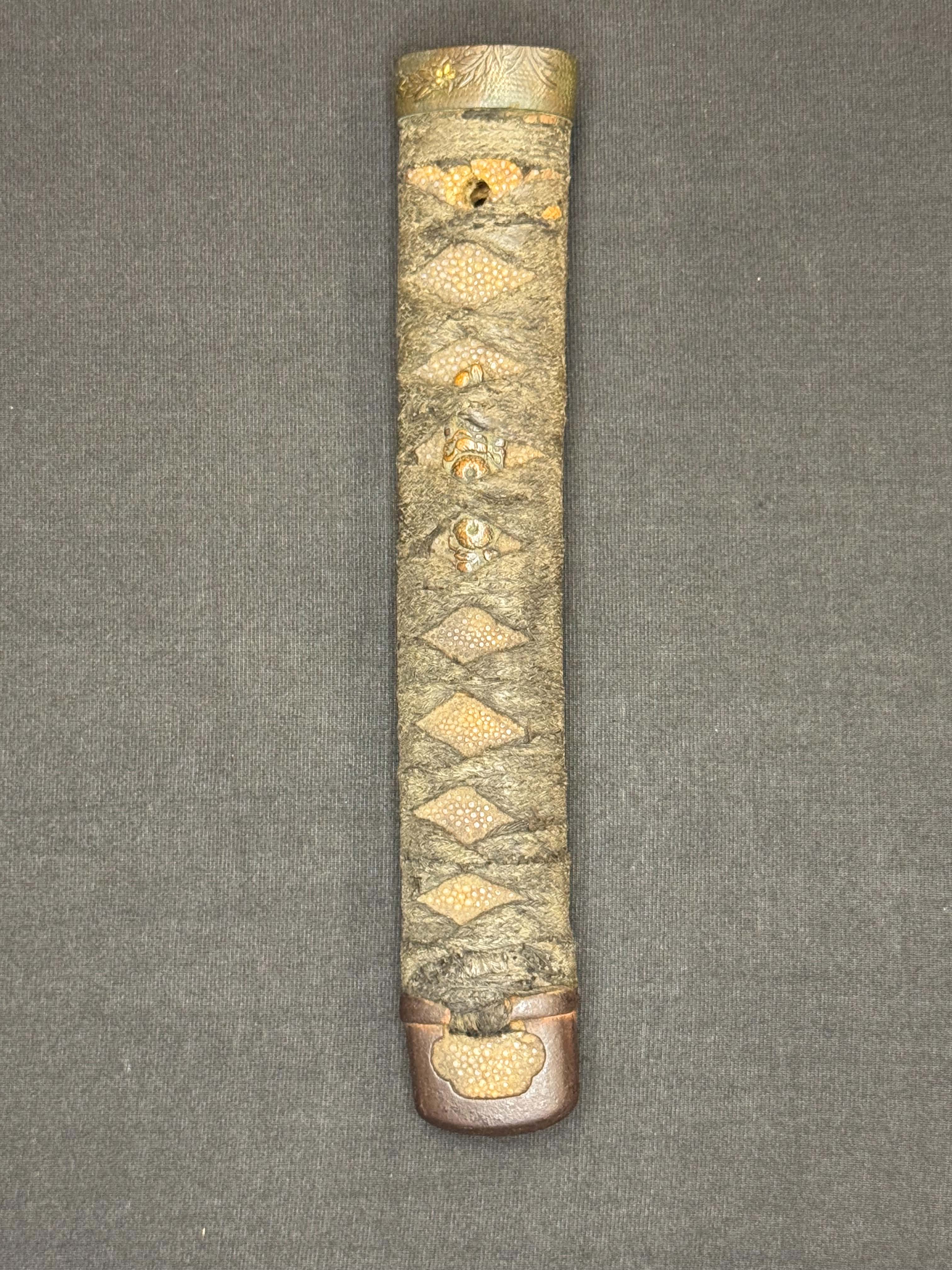 Antique Nihonto - Wakizashi in Koshirae, signed Bishu Osafune Sukesada