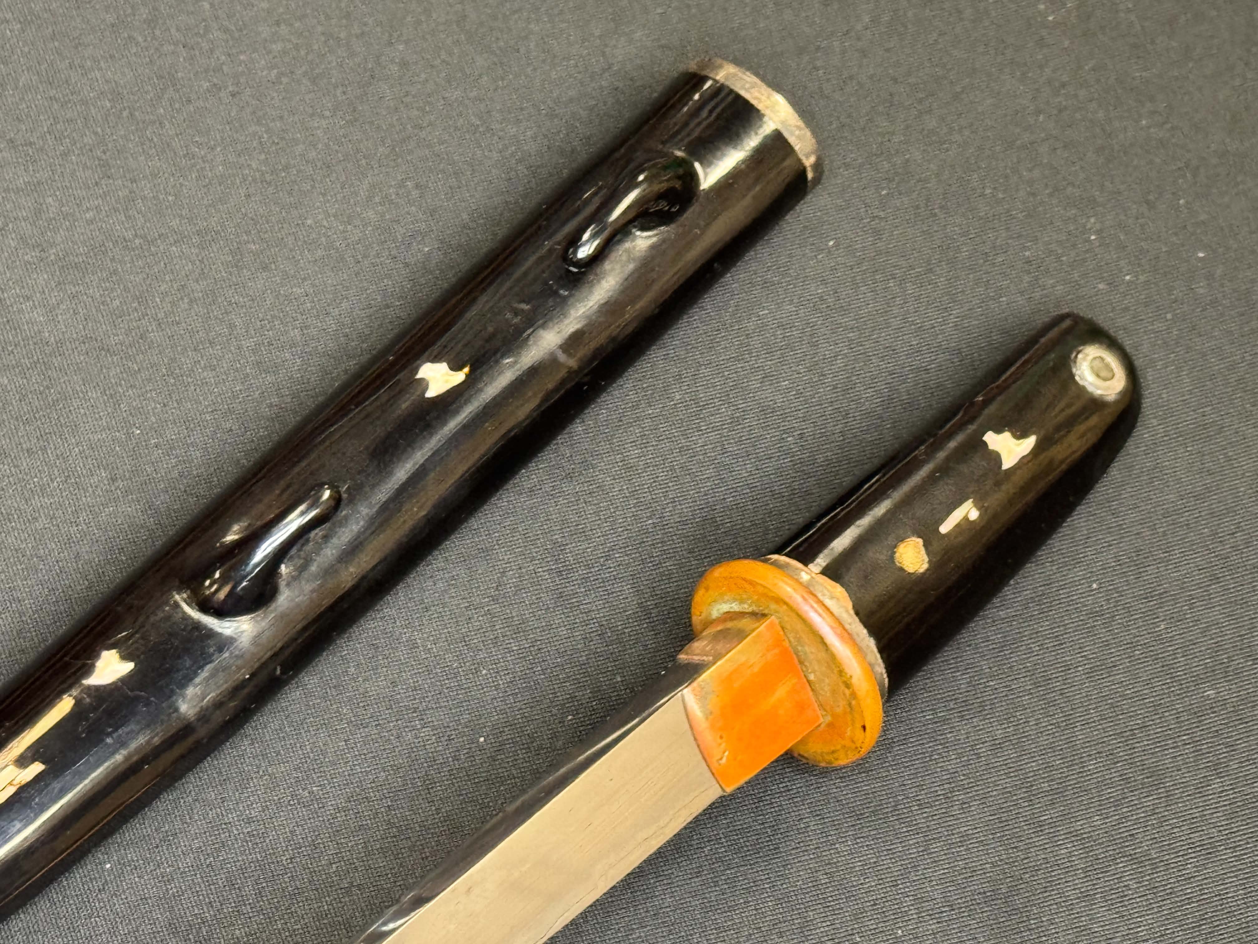 Antique Nihonto - Early Edo (400 years old,) thiccc Yoroi Doshi Armor Piercer Tanto in koshirae, Dated Keicho 9 (1604)