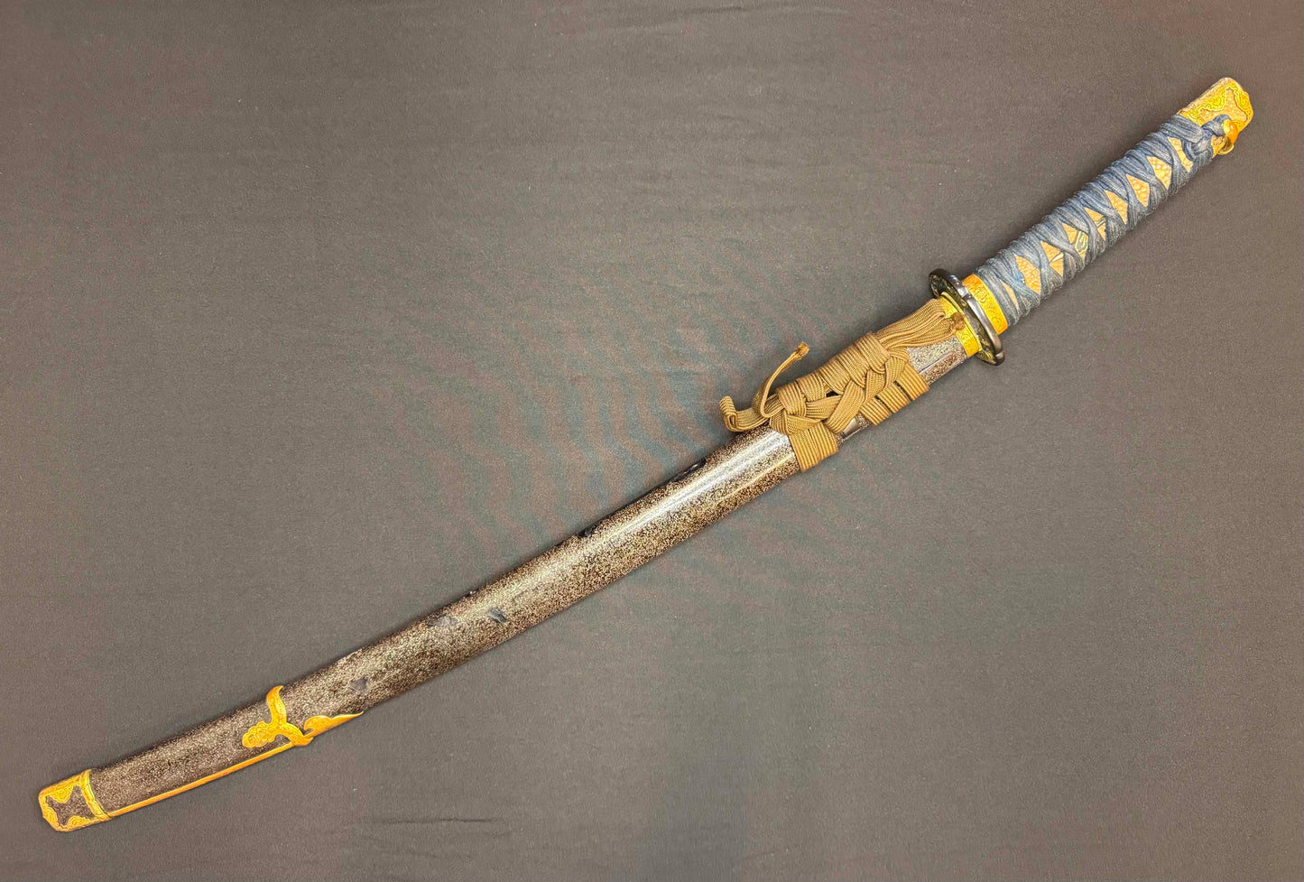 Antique Nihonto - Early Edo Wakizashi in Handachi Koshirae