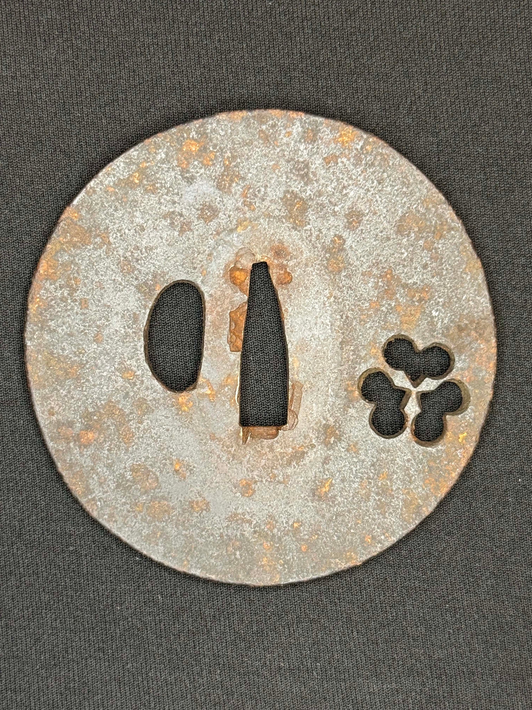 Antique Nihonto - Early Edo(350 years old) Katana with Koshirae - NBTHK attributed to Fujiwara Takada