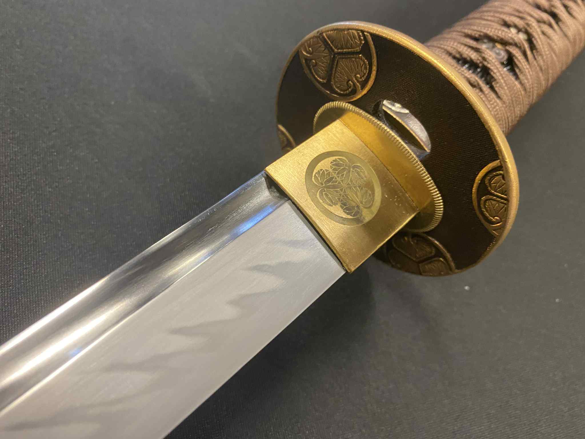 Phoenix Armory Katana - Gold Crest T10