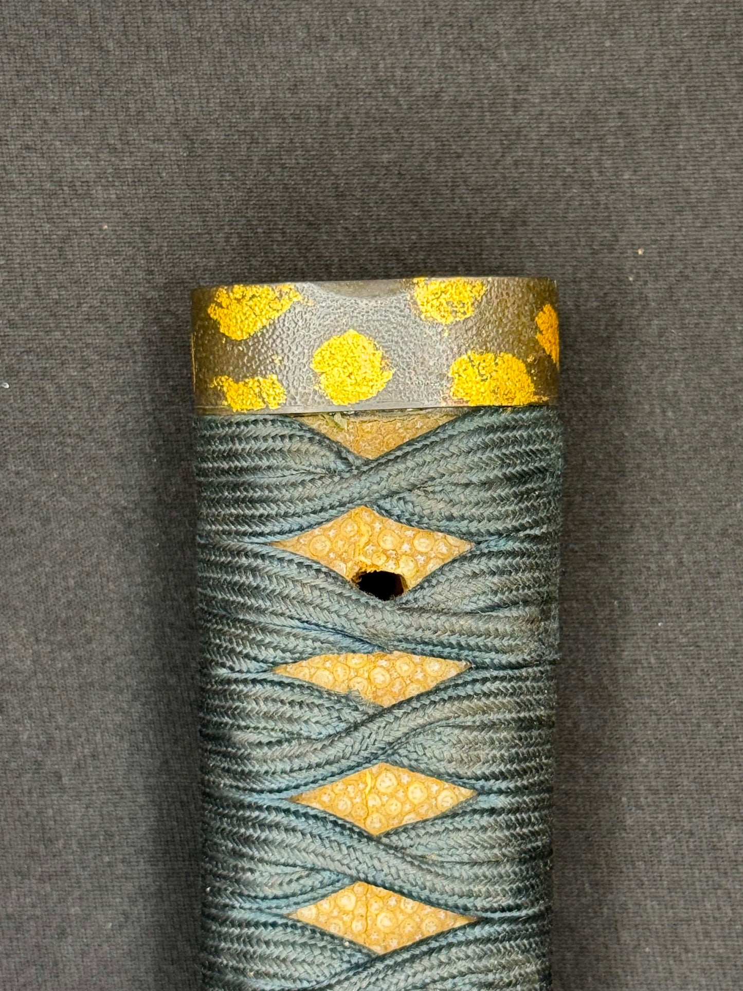 Antique Nihonto - Late Muromachi Tanto in Koshirae, signed Kanesugi (unverified)