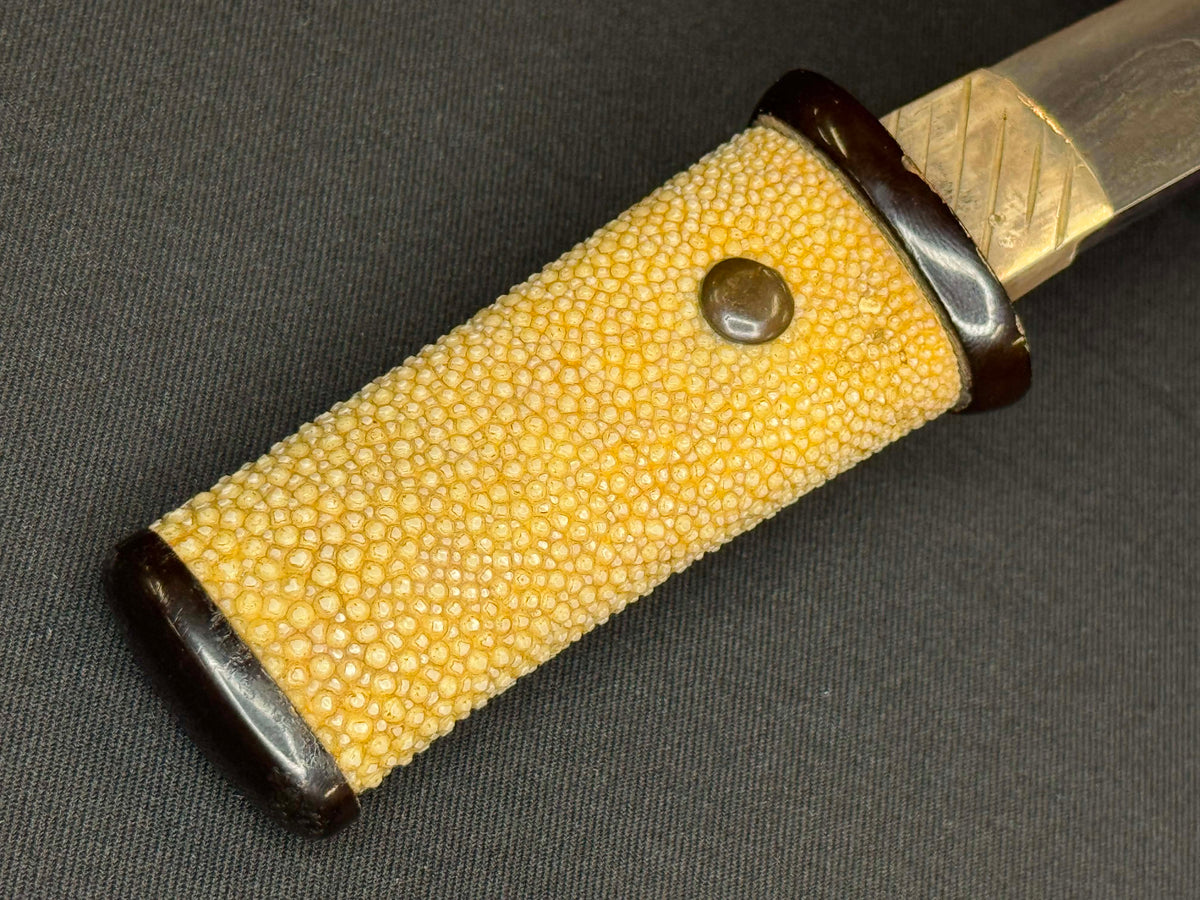 Antique Nihonto - Kanmuri Tanto in Koshirae, signed Hiromasa (not verified)