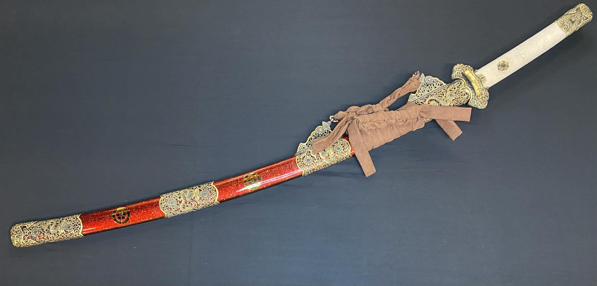 Dragonspring Emperor Tachi - Ruby Kazaridachi - Kogarasu Hitatsura